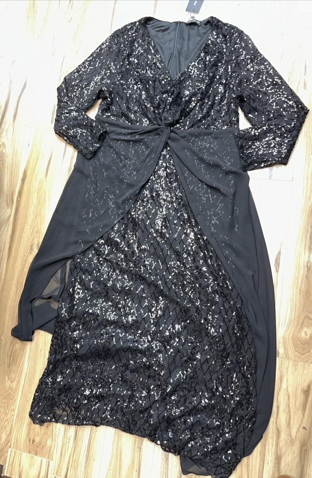 Other miss tian co black sequin v neck long sleev evening gown 3XL Size 3XL / US 20-22 - 1 Thumbnail