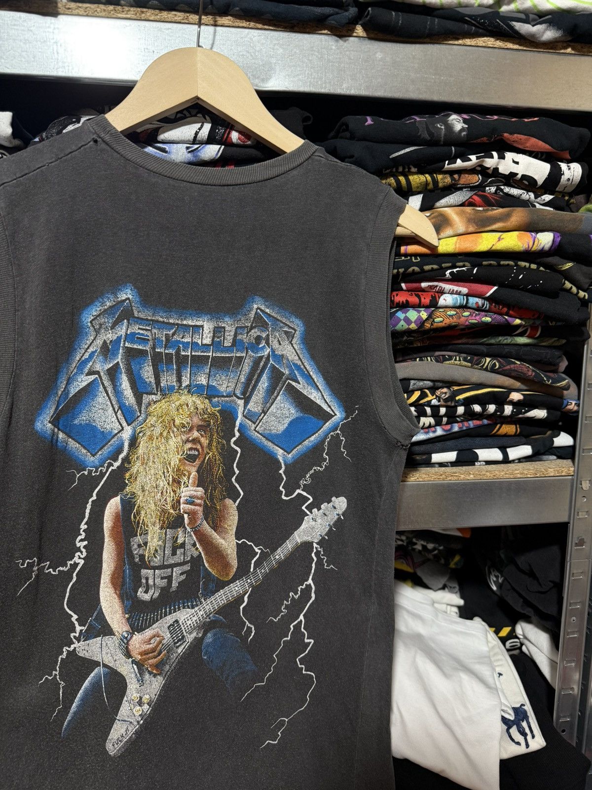 Vintage Vintage 1980’s Metallica Master Of Puppets Sleveless T-Shirt Size US S / EU 44-46 / 1 - 5 Thumbnail