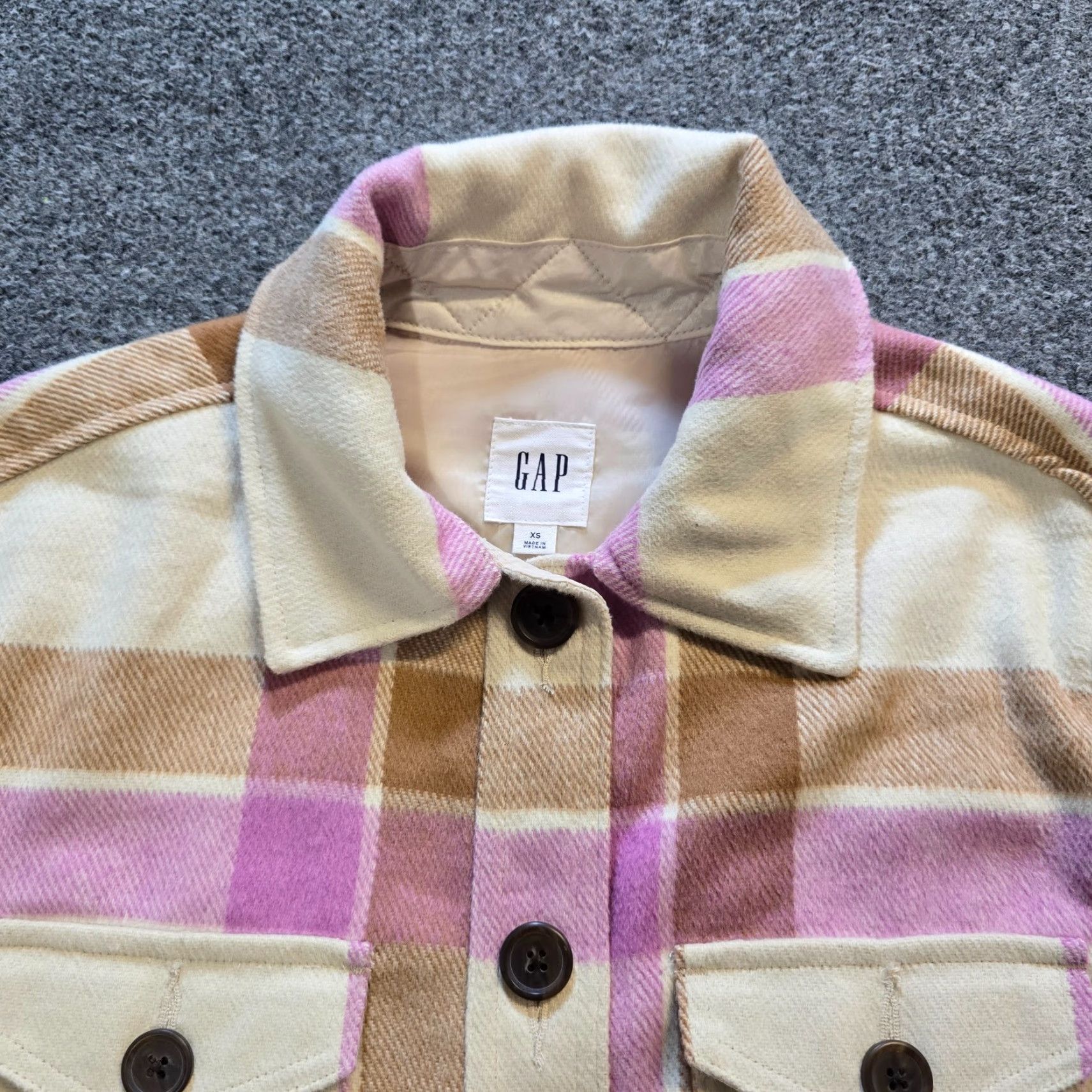 Gap GAP Jacket Womens XS Pink Plaid Shacket Casual Outdoor Button Long Sleeve Top Shacket Regular Fit Pocketed Bobble-Free (if applicable) Size XS / US 0-2 / IT 36-38 - 2 Thumbnail