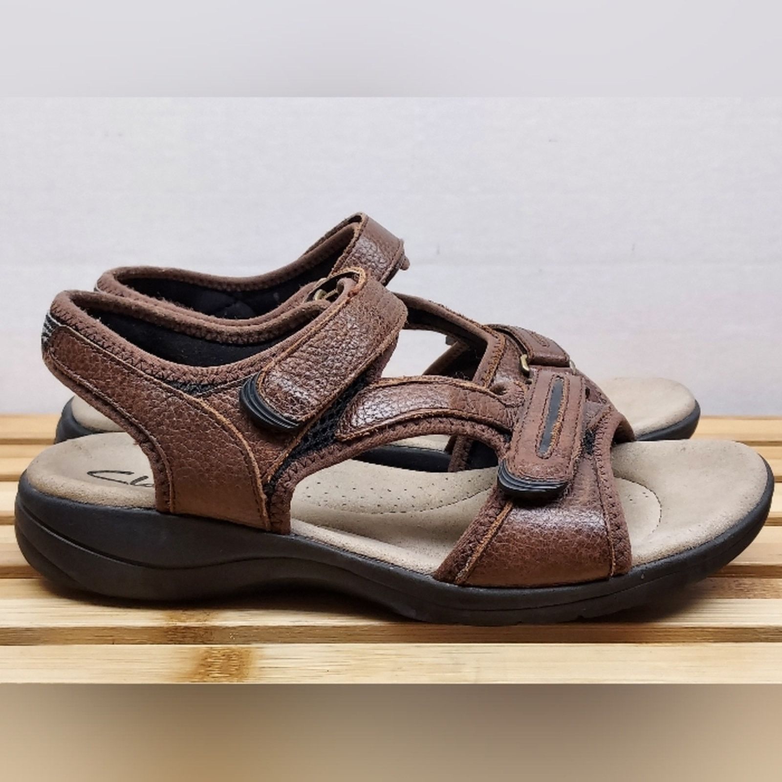 Clarks Clarks Womens Brown Rise Leather Sandals Size 8.5 Size US 8.5 / IT 38.5 - 6 Thumbnail
