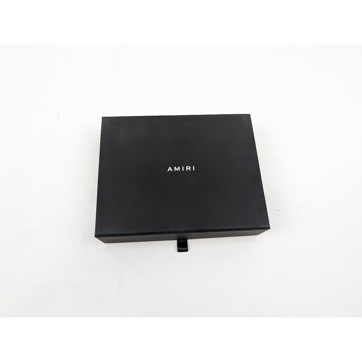 Amiri o1rshd1 Q:4 / Size: OS / Large Amiri Logo Card Holder in Red Size ONE SIZE - 9 Thumbnail