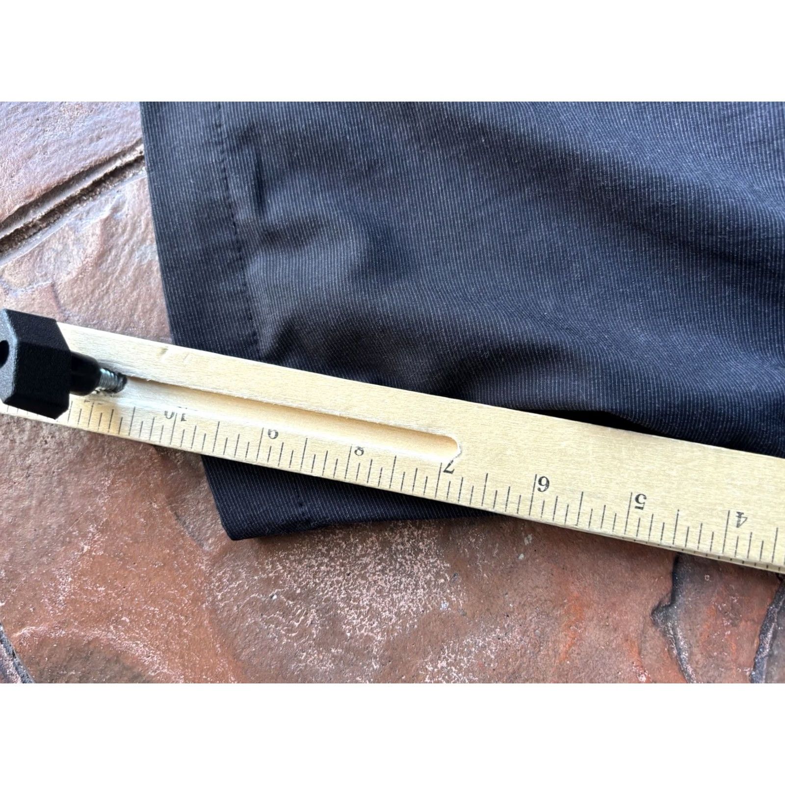 TravisMathew Travis Mathew Performance Golf Shorts Mens 32 Black Lightweight Casual Size US 32 / EU 48 - 6 Thumbnail
