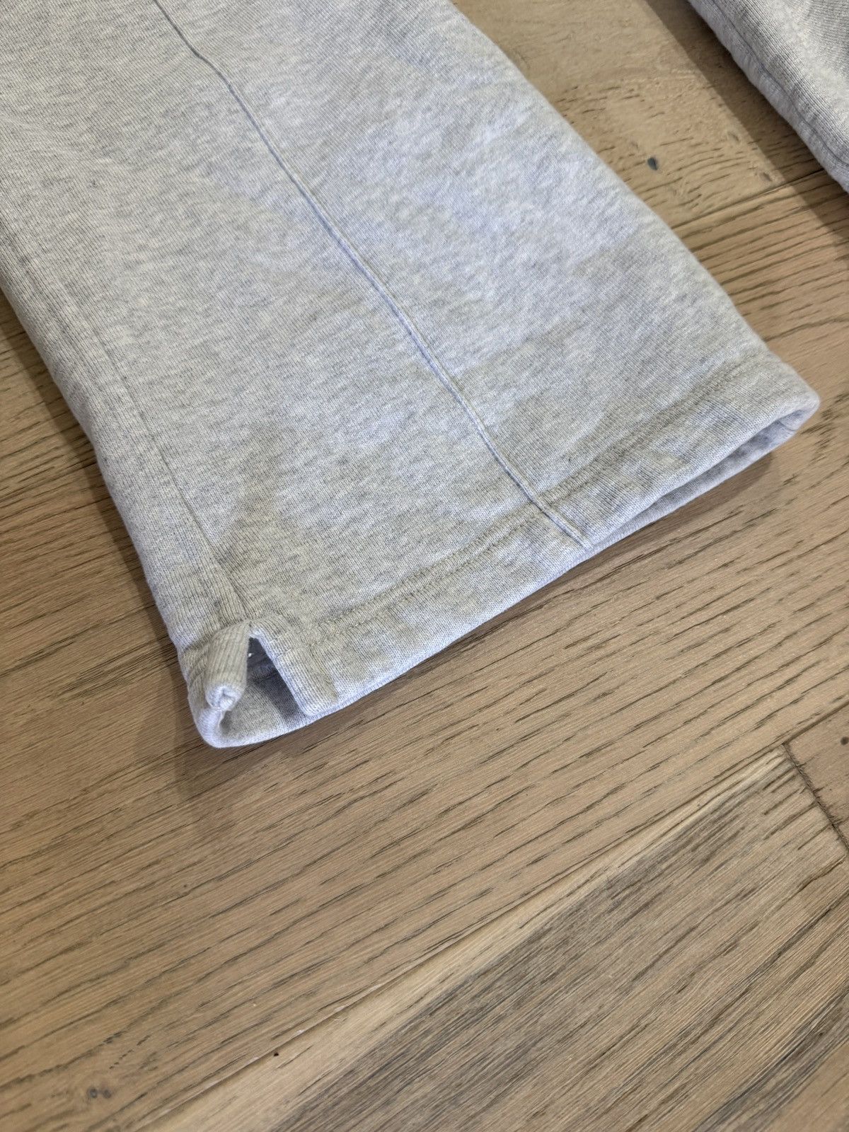 Represent Clo. Represent Clo- Initial Collection Saeatpant (grey, size lg) Size US 33 - 3 Thumbnail