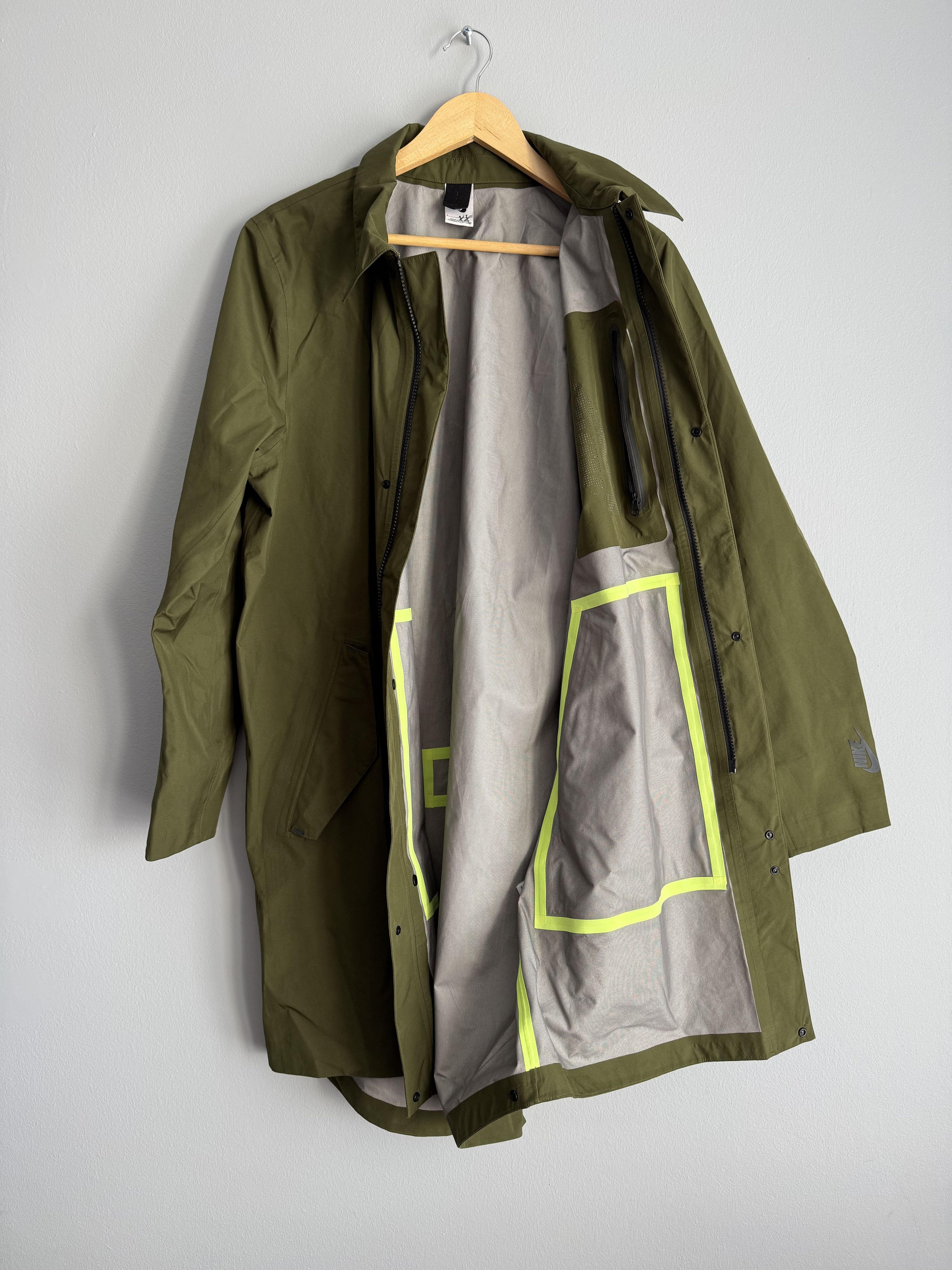Nike ACG Nike Essentials Tech Legion Jacket acg gore-tex Lab trench Size US M / EU 48-50 / 2 - 2 Thumbnail