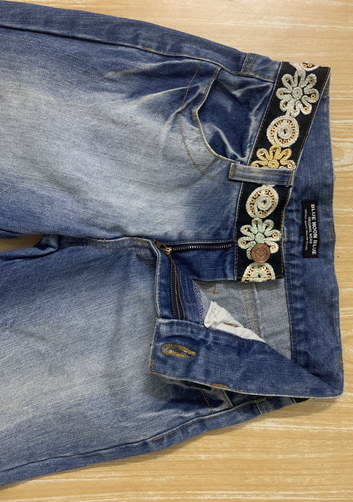 Japanese Brand Blue Moon Blue Rare Design Denim Jeans Pants Size US 28 / EU 44 - 16 Thumbnail