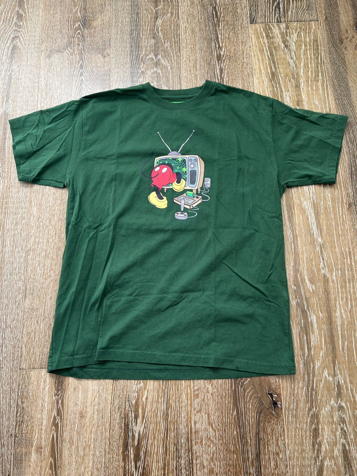 FaZe Faze disney tee Size US L / EU 52-54 / 3 - 1 Thumbnail