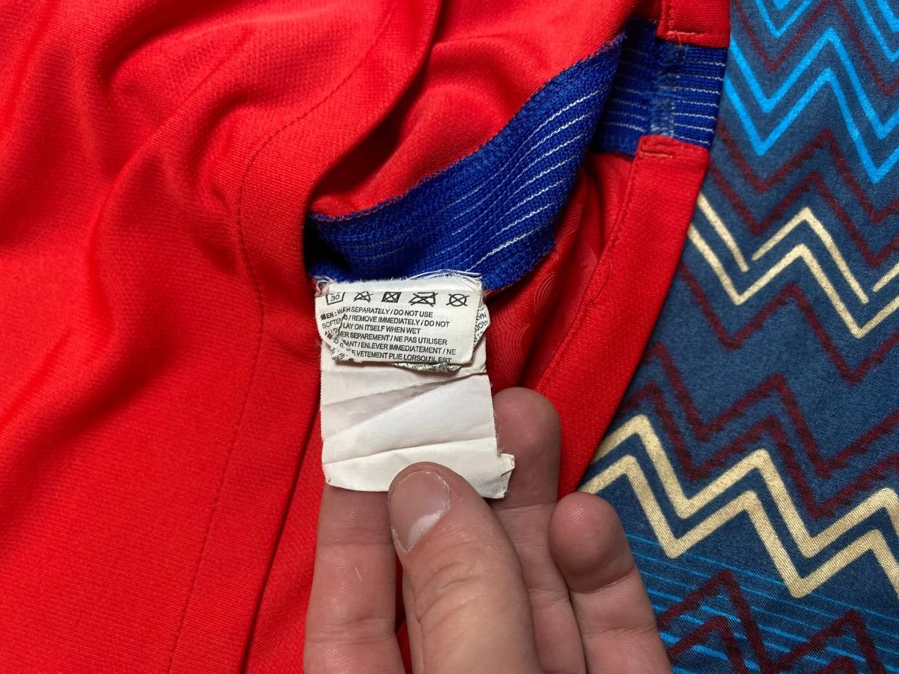 Nike Nike soccer jersey Streetwear football rare vintage Size US XL / EU 56 / 4 - 3 Thumbnail