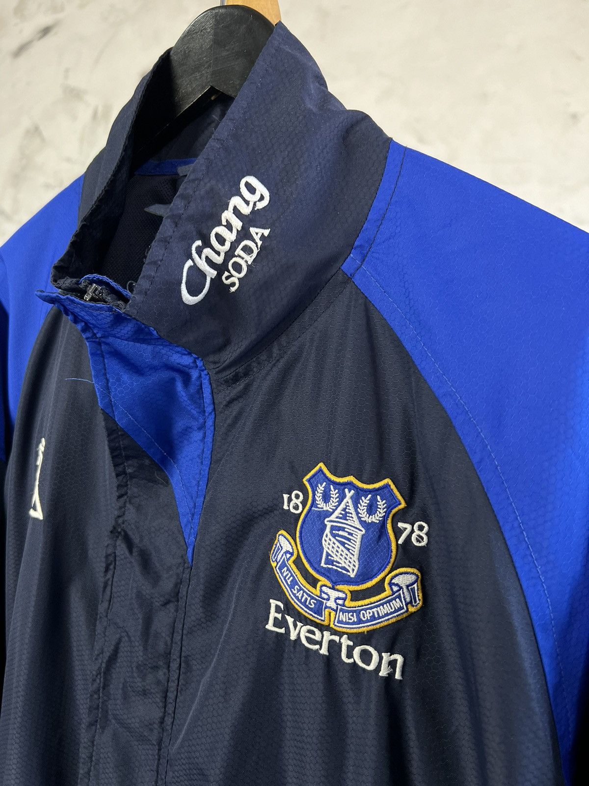 Le Coq Sportif Vintage Everton Le Coq Sportif Jacket Size XL Size US XL / EU 56 / 4 - 3 Thumbnail