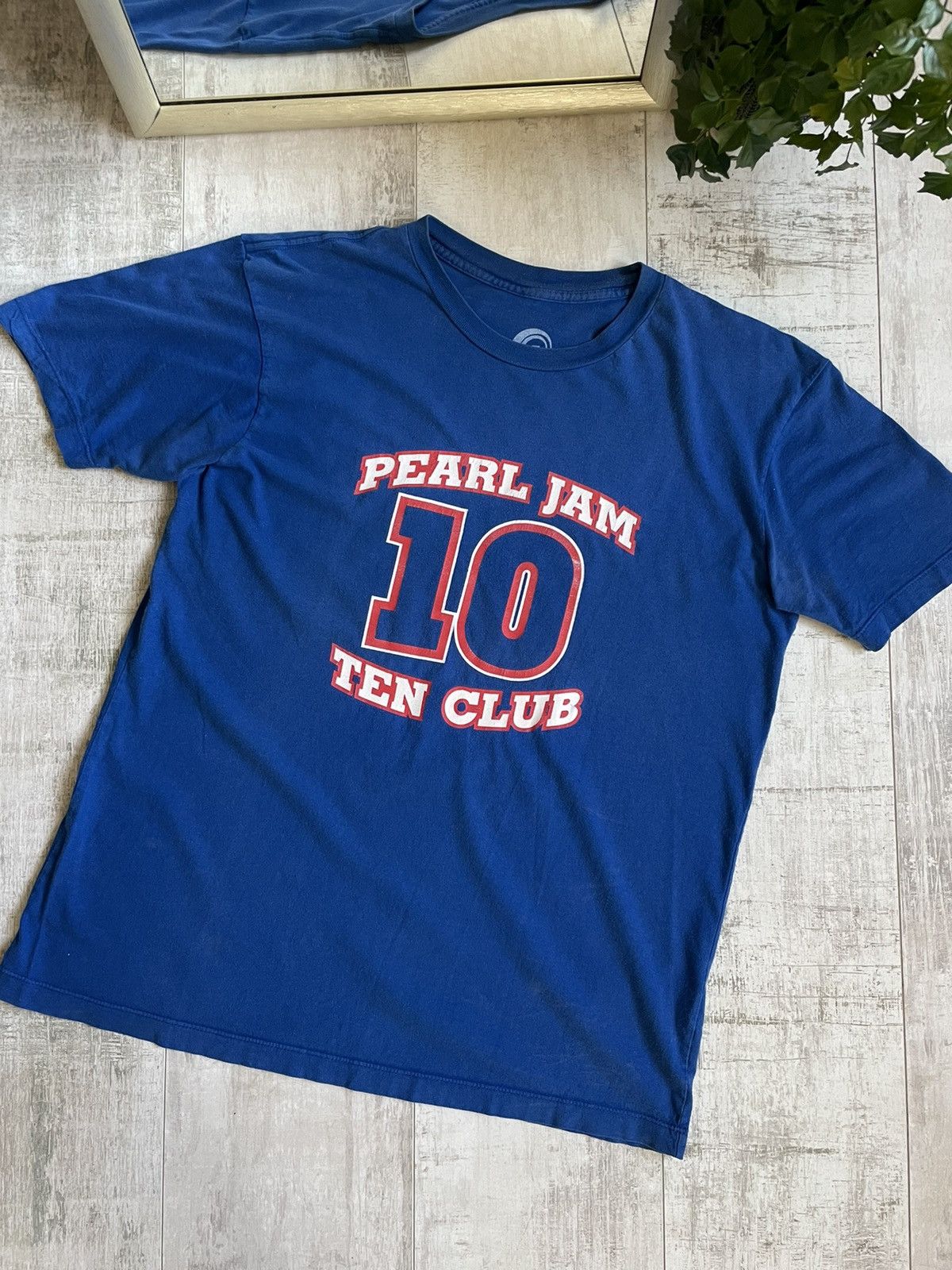 Band Tees × Vintage Vintage Pearl Jam Ten Club Mookie 10 T-Shirt Blaylock RARE Size US L / EU 52-54 / 3 - 3 Thumbnail