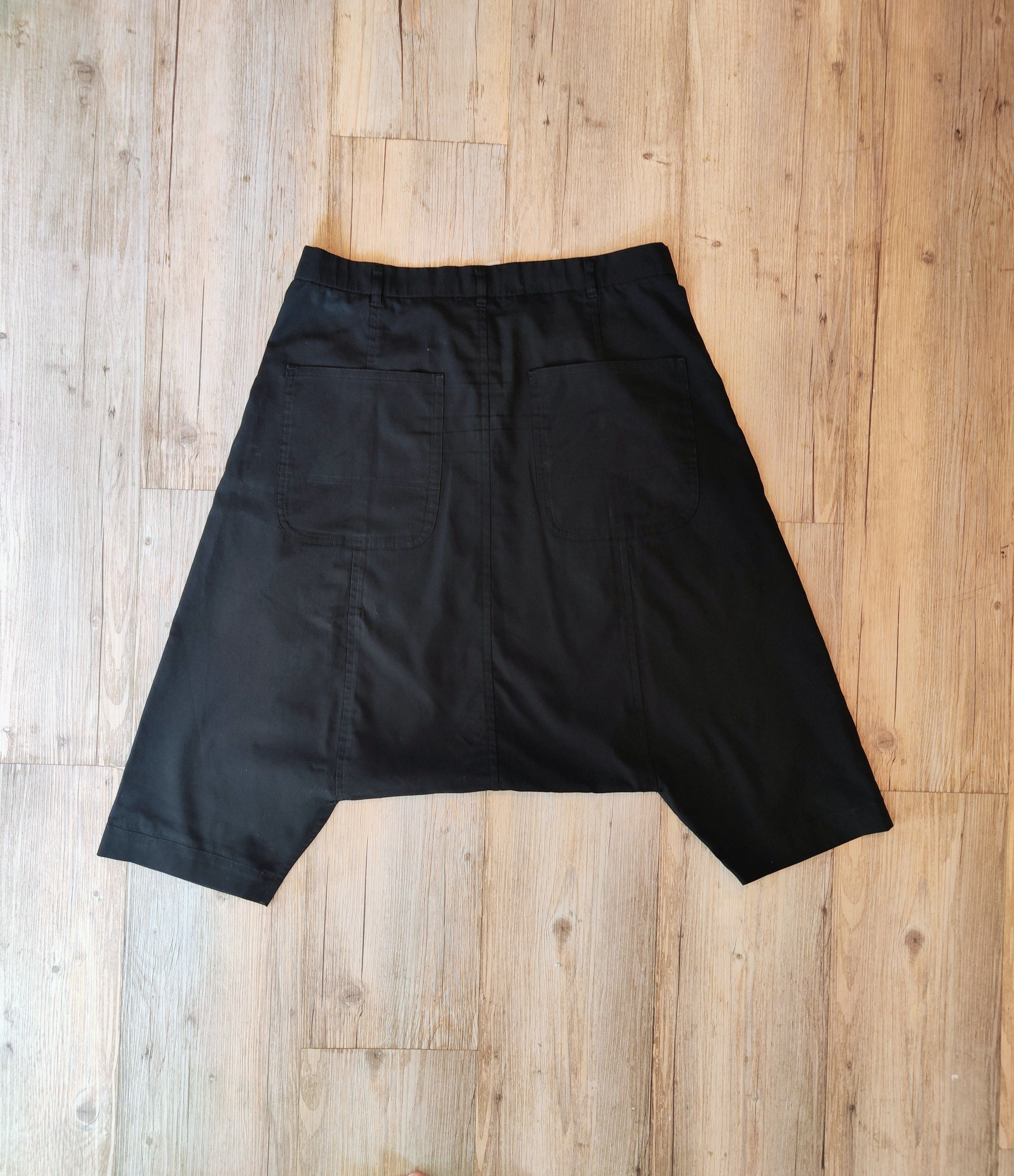 Comme des Garcons Drop crotch short pants.Like Devoa or Damir Doma Size US 30 / EU 46 - 2 Thumbnail