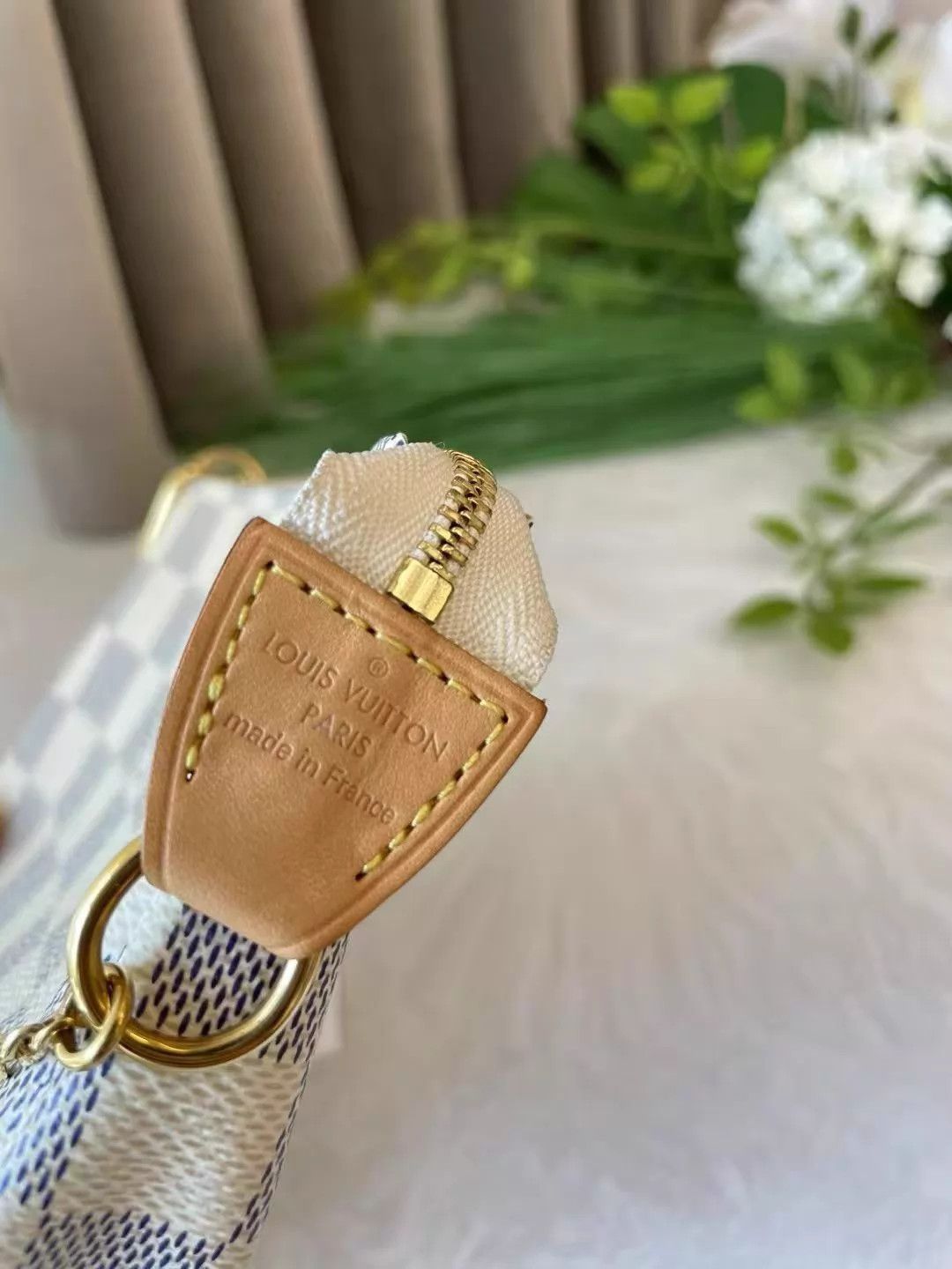Louis Vuitton LV Small Pochette Metis 15x9.5x3cm AE225 For Sale Size ONE SIZE - 4 Thumbnail