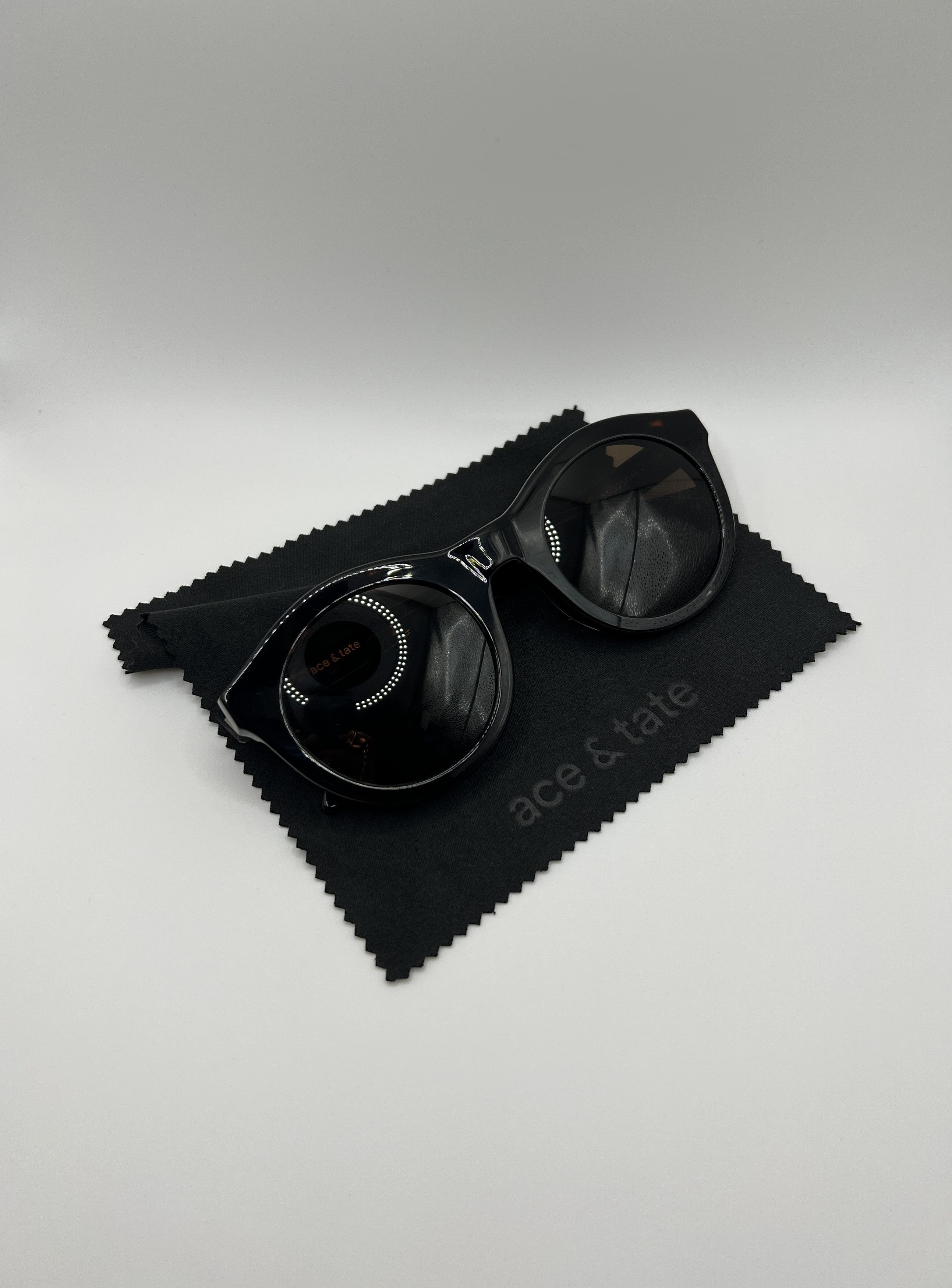 Ace & Tate Ace & Tate Rita Sugarman Sunglasses - Handmade in Italy Size ONE SIZE - 4 Thumbnail