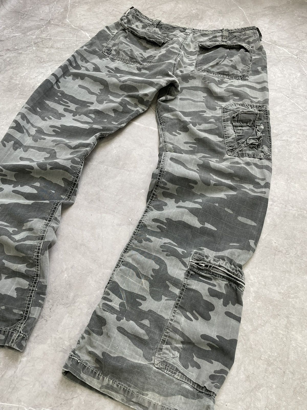 Junya Watanabe Japanese cargo zipper Junya watanabe style y2k pants rare Size US 34 / EU 50 - 14 Thumbnail