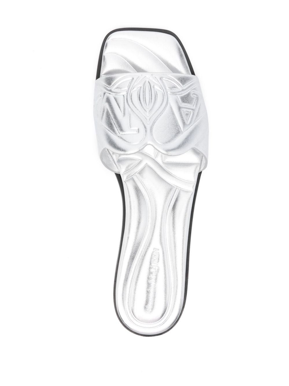 Alexander McQueen o1w1db10925 Seal Flat Slide Sandal in Silver Size US 6 / IT 36 - 4 Thumbnail