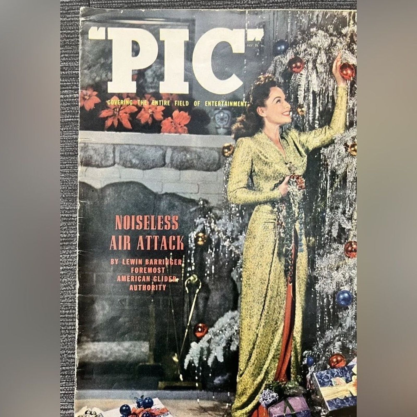 PICARD Vintage PIC Magazine - 1940 - Collectible! Size ONE SIZE - 3 Thumbnail