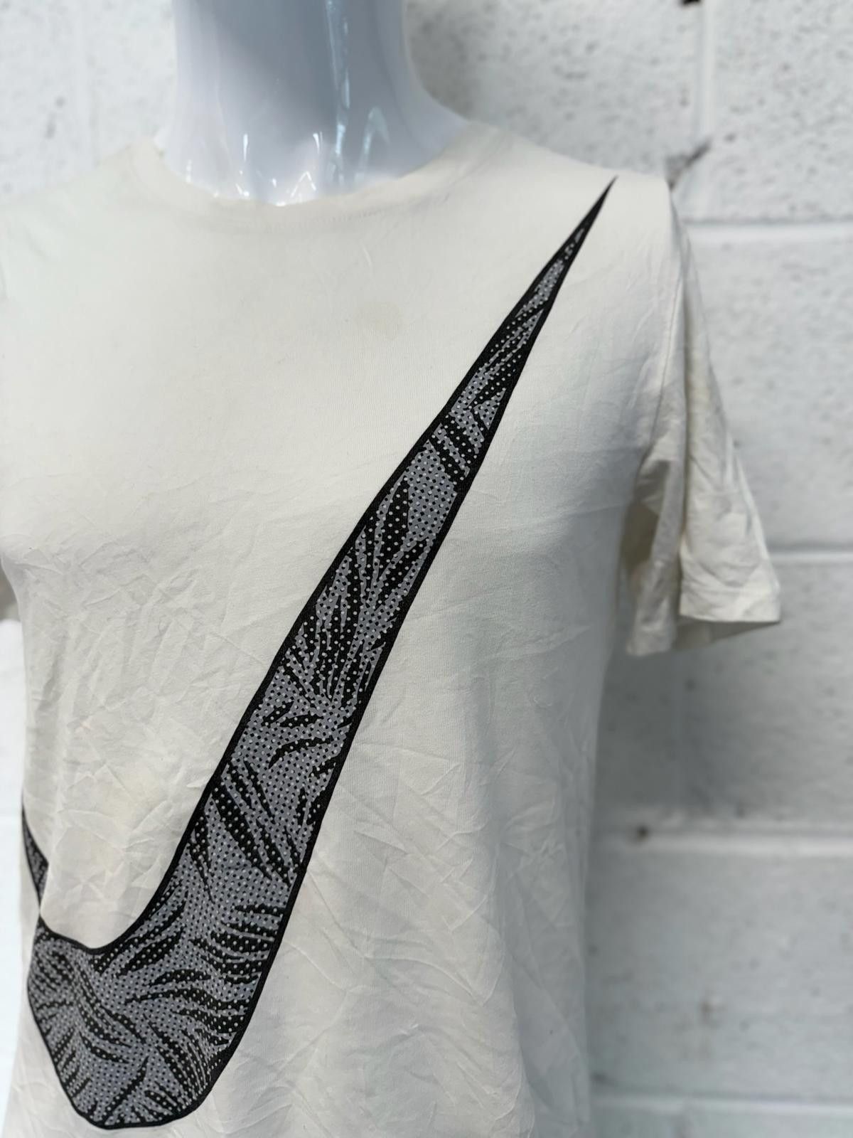Nike Nike Cream Black Design Graphic T-Shirt Mens Size S Size US S / EU 44-46 / 1 - 3 Thumbnail