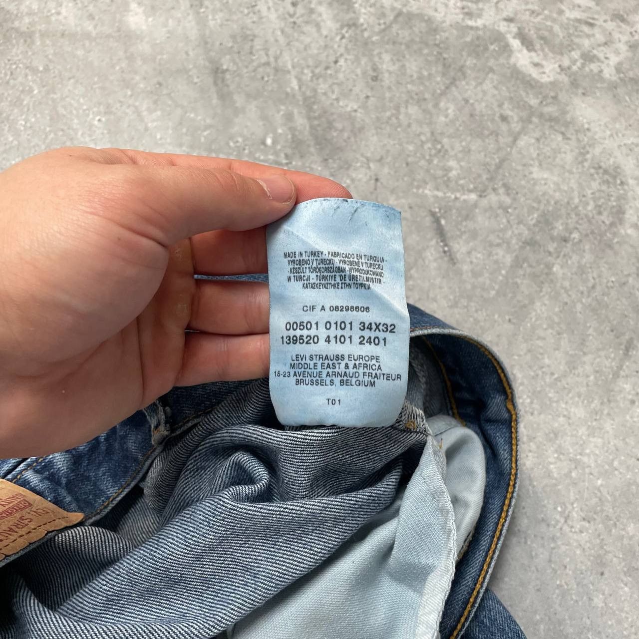 Levi's Vintage 2000s Levis 501 Distressed Jeans Blue Size W34 L32 Size US 34 / EU 50 - 12 Thumbnail