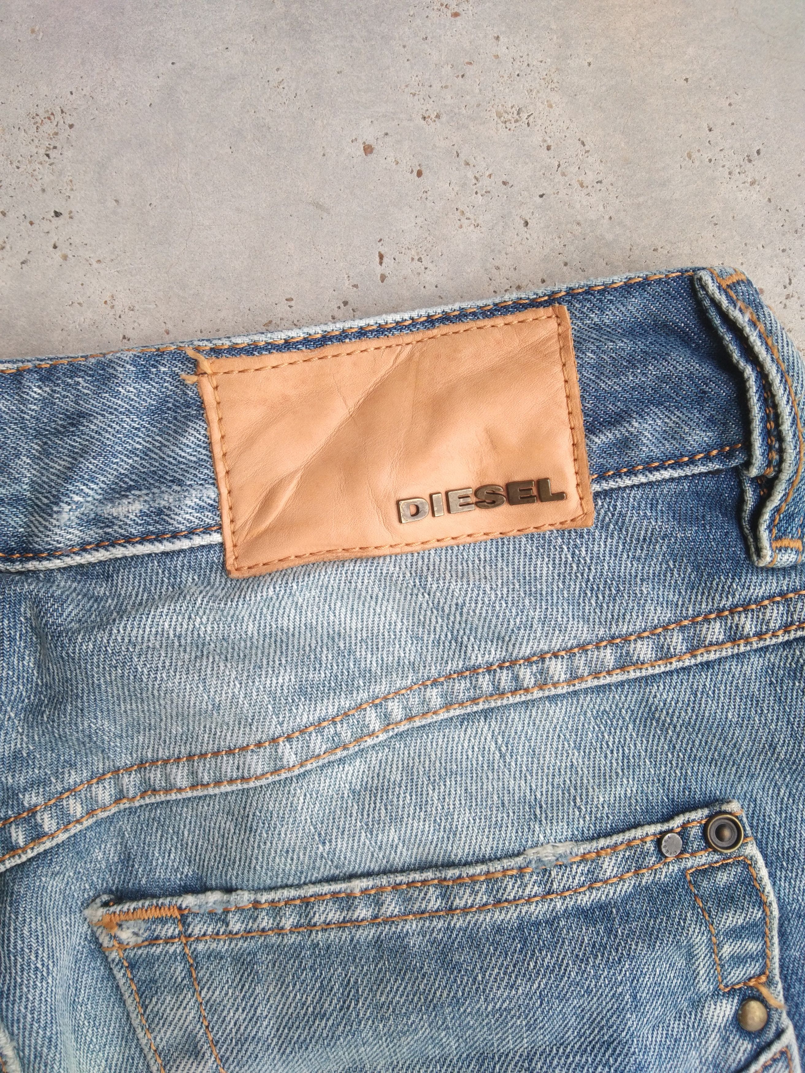 Diesel Vintage Distressed Diesel Jeans Made In Italy 26x30 Size US 26 / EU 42 - 4 Thumbnail