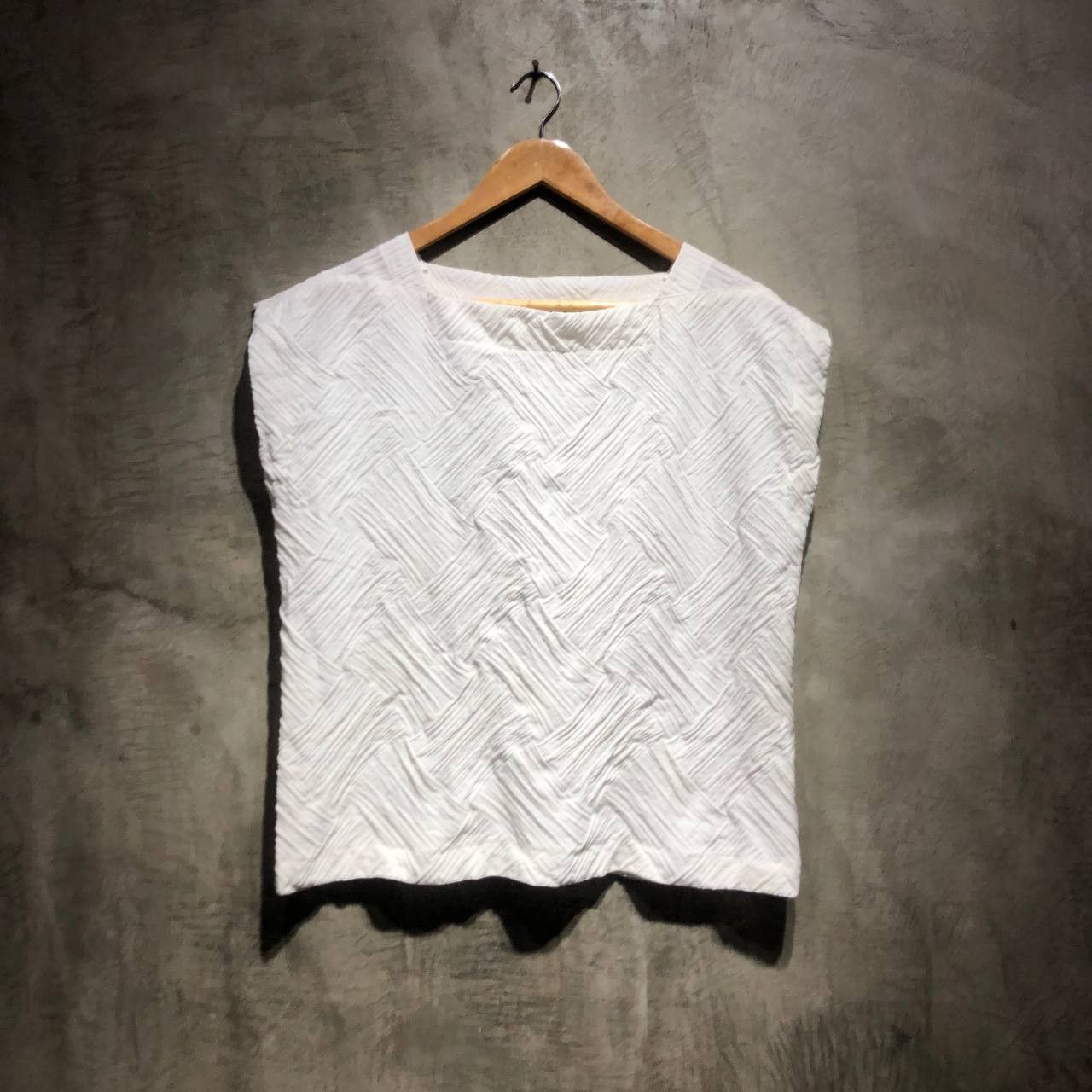 Issey Miyake Issey Miyake Patterned Sleeveless shirt Size M / US 6-8 / IT 42-44 - 1 Thumbnail