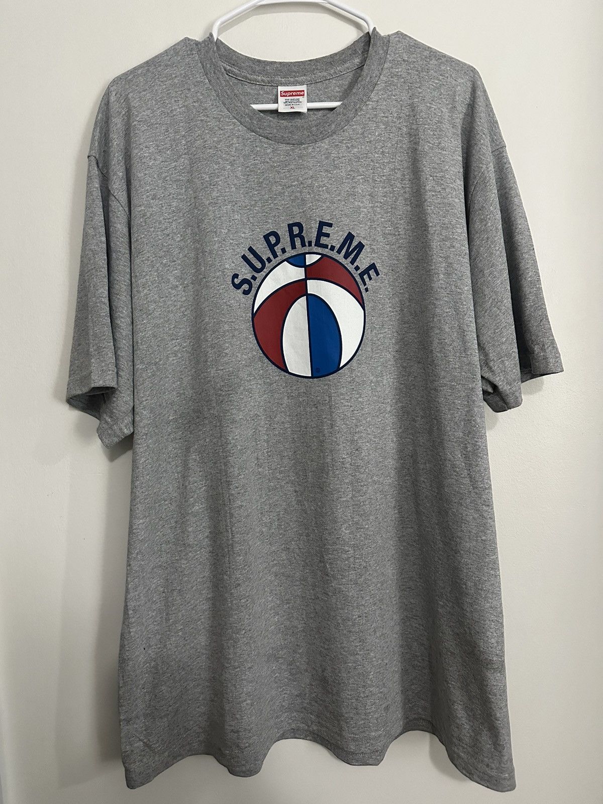 Supreme Supreme League Tee Size US XL / EU 56 / 4 - 1 Thumbnail