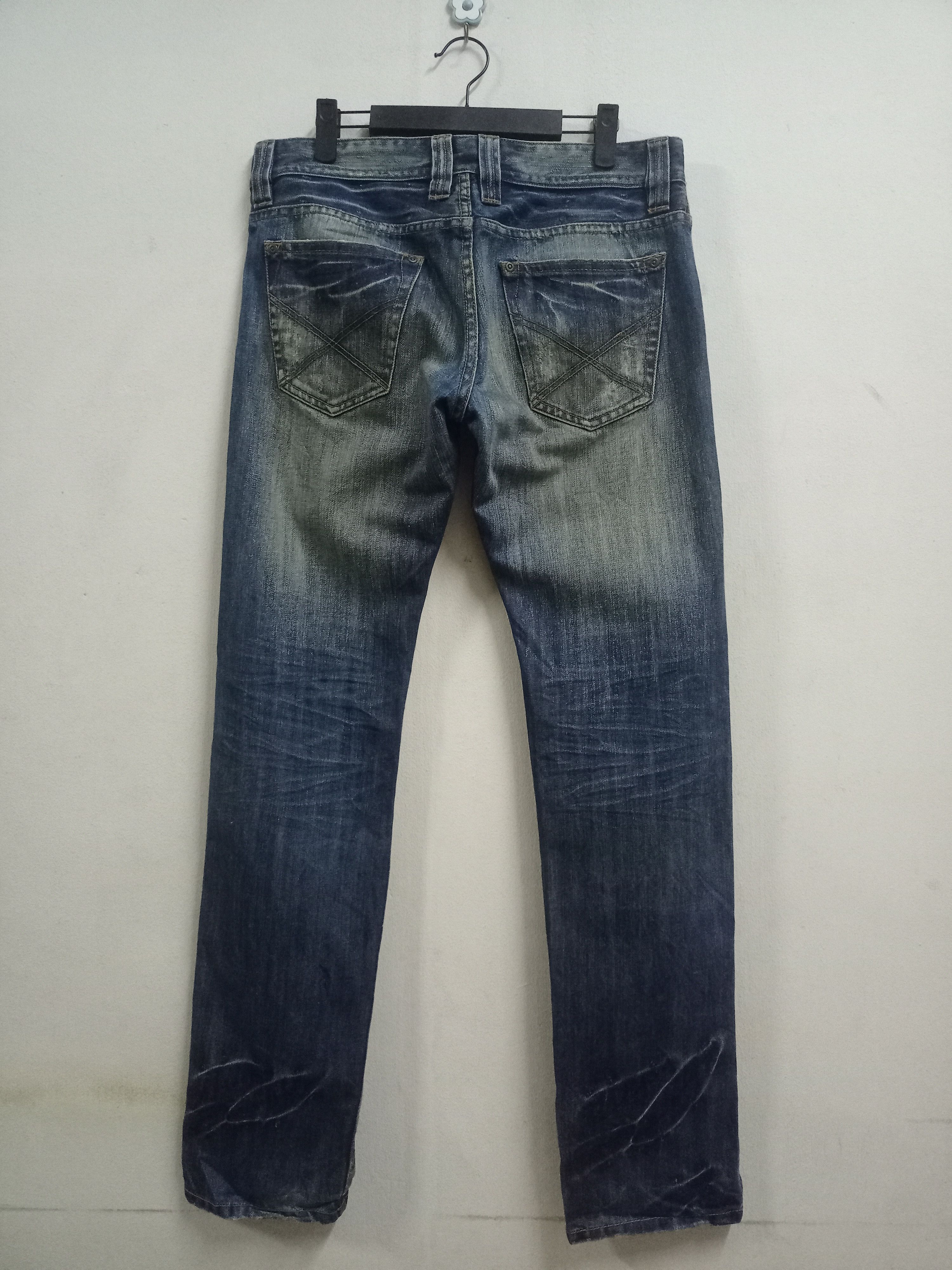 Japanese Brand Vintage Japanese Rattle Trap Blue Wash Distressed Jeans Size US 34 / EU 50 - 2 Thumbnail