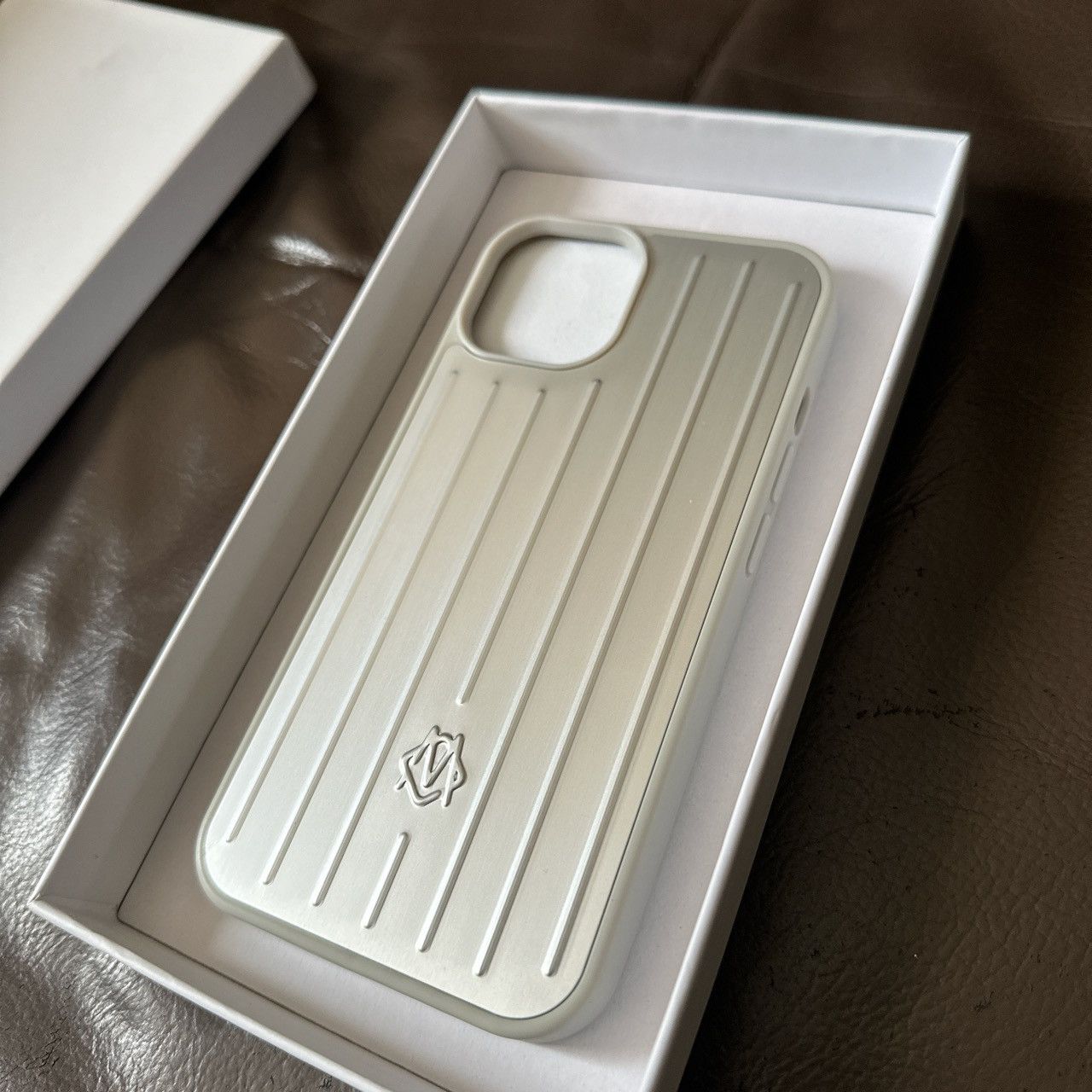 Rimowa iPhone 2024 13 Pro Max Case Silver