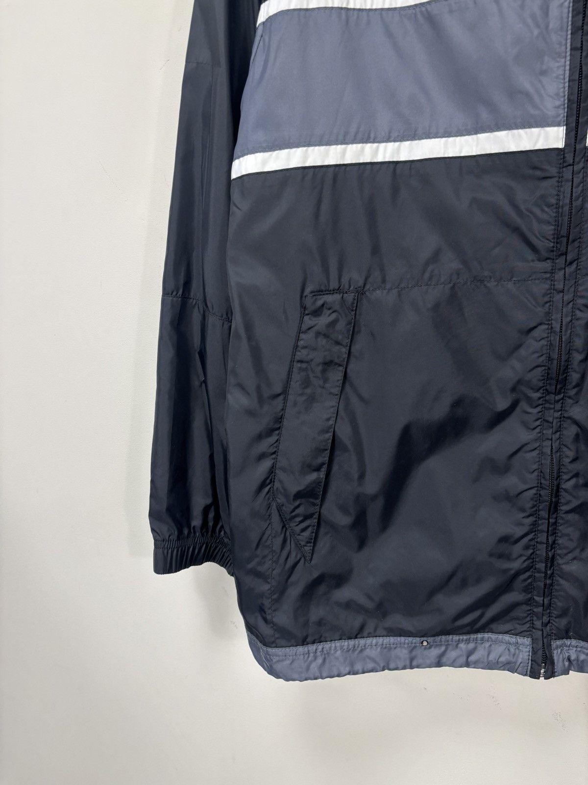 Nike Vintage Nike Y2K Black/Grey Hype Nylon Track Jacket Size US M / EU 48-50 / 2 - 3 Thumbnail