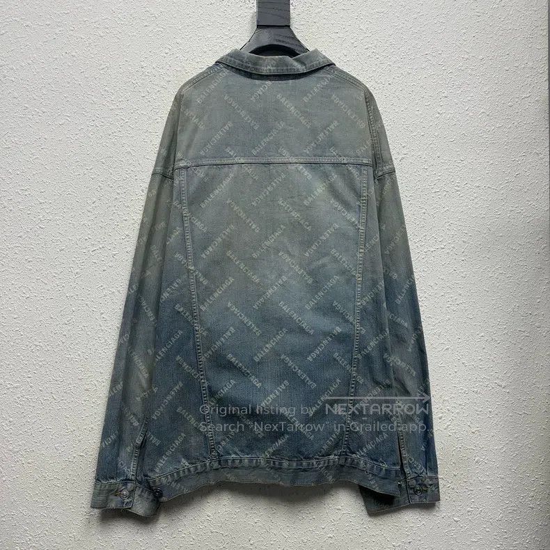 Balenciaga Balenciaga Bullet hole washed bamboo cotton denim jacket Size US M / EU 48-50 / 2 - 2 Thumbnail