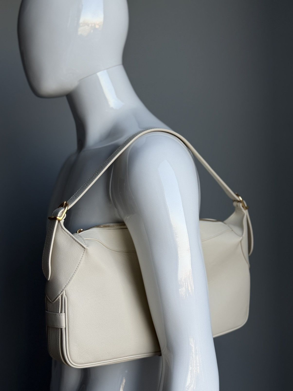 Celine Celine Small Romy Bag White Calfskin Leather Gold HW Size ONE SIZE - 8 Thumbnail