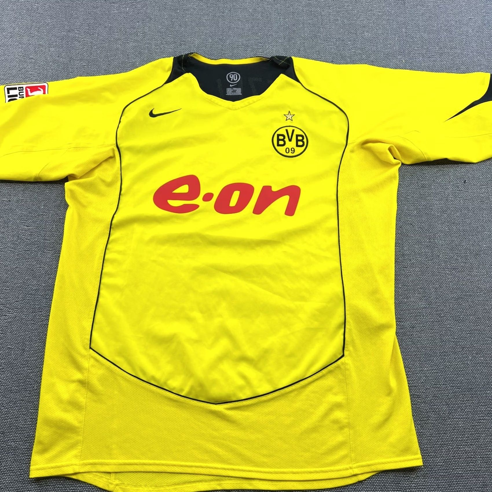 Nike Nike Borussia Dortmund 2004 2005 Home Metzelder #21 Jersey Football Mens L Yellow T-Shirt Size US L / EU 52-54 / 3 - 3 Thumbnail