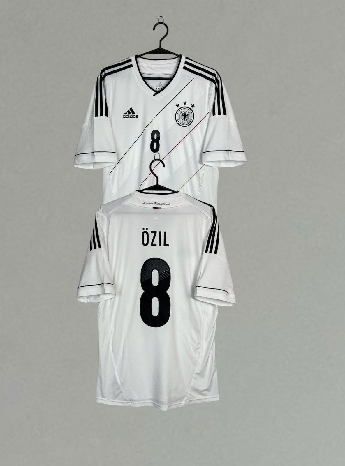 Adidas Adidas Germany 2012/2013 Özil #8 Soccer Jersey Size US M / EU 48-50 / 2 - 1 Thumbnail