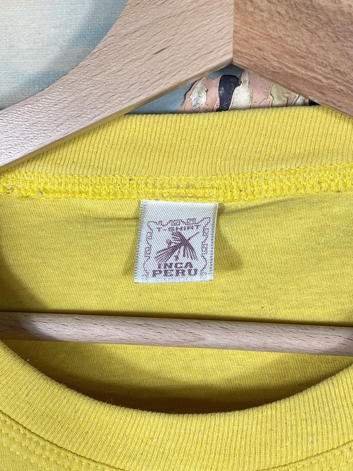 Vintage Yellow Inca Kola Vintage Retro 90s Tee T shirt Size US M / EU 48-50 / 2 - 5 Thumbnail