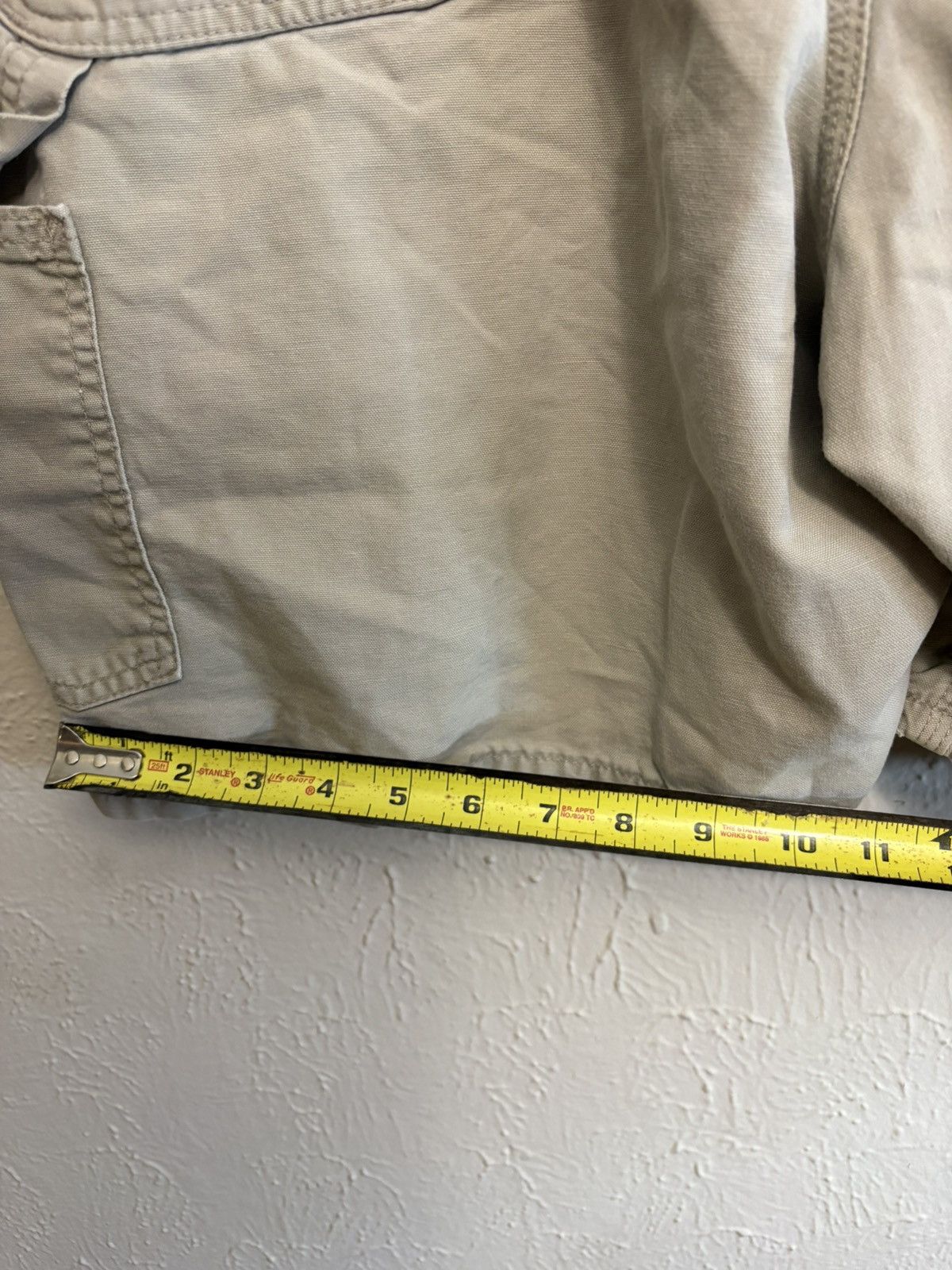 Carhartt VTG Carhartt tan cargo shorts size 36w Size US 36 / EU 52 - 6 Thumbnail