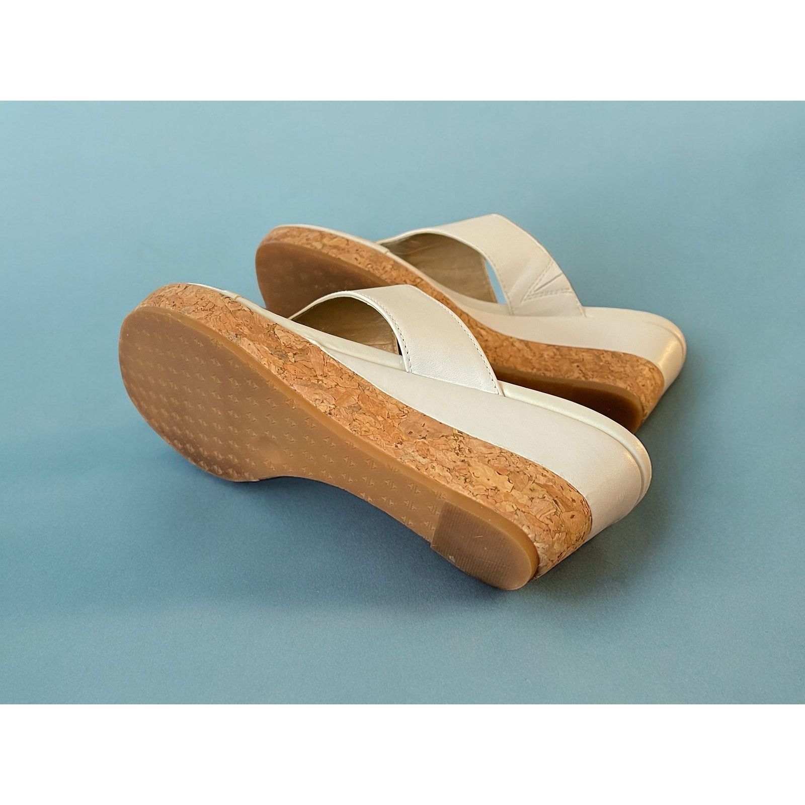 Unknown London Antonio Melani Shoes Slides Sandals Wedges White Size 6.5 Size US 6.5 / IT 36.5 - 4 Thumbnail