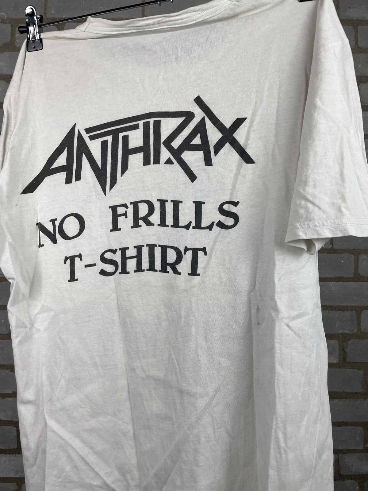 Band Tees Anthrax 1985 No Frills vintage tour bandtee Size US L / EU 52-54 / 3 - 6 Thumbnail