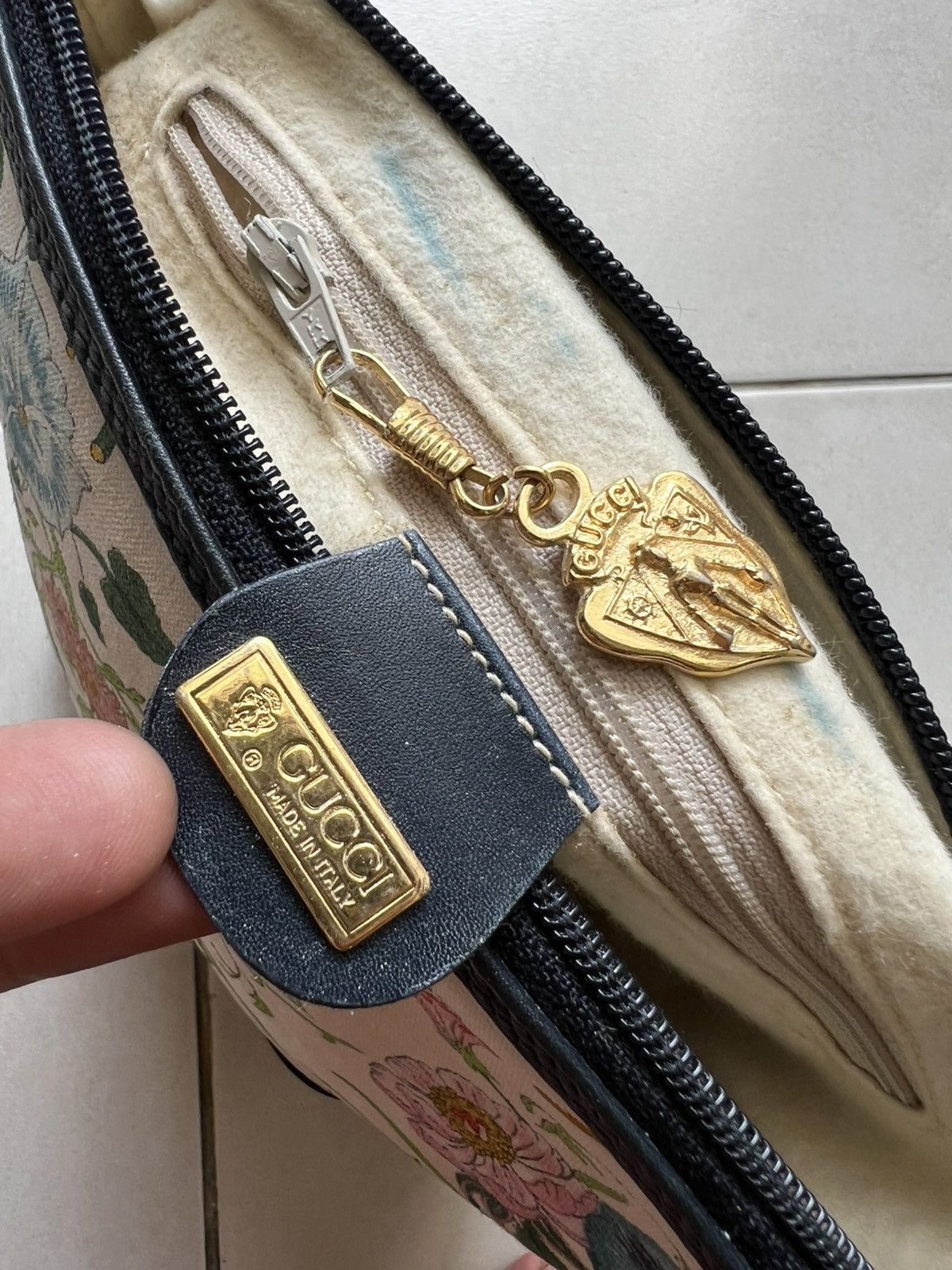 Gucci × Vintage Gucci Floral Garden Canvas Leather Shoulder Sling Bag Size ONE SIZE - 8 Thumbnail