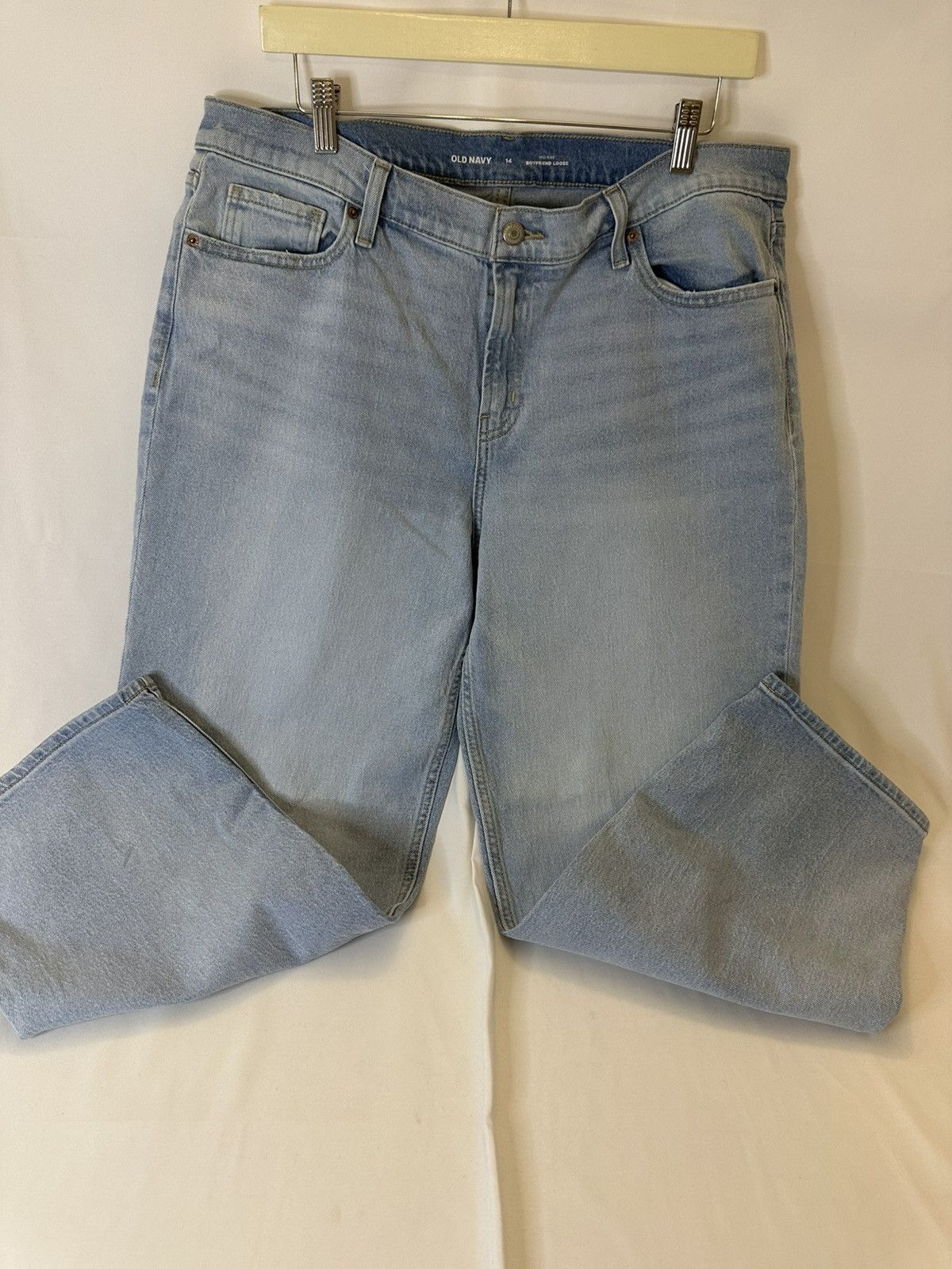 Old Navy Old Navy Women’s Size 14 Mid Rise boyfriend Loose Denim Jean Size 34" / US 12 / IT 48 - 1 Thumbnail