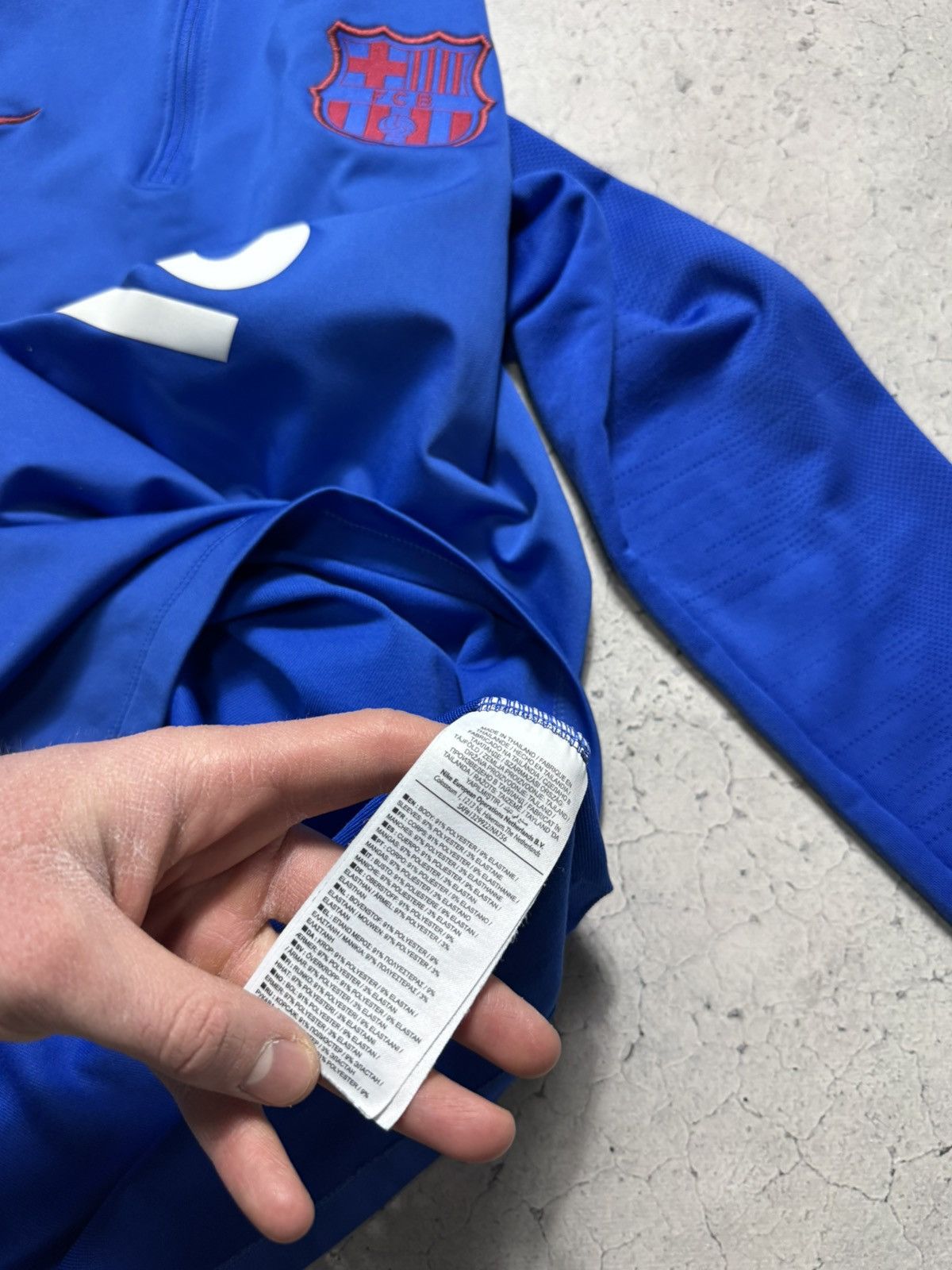 Nike Nike FC Barcelona Training Long Sleeve Jersey Size US L / EU 52-54 / 3 - 7 Thumbnail