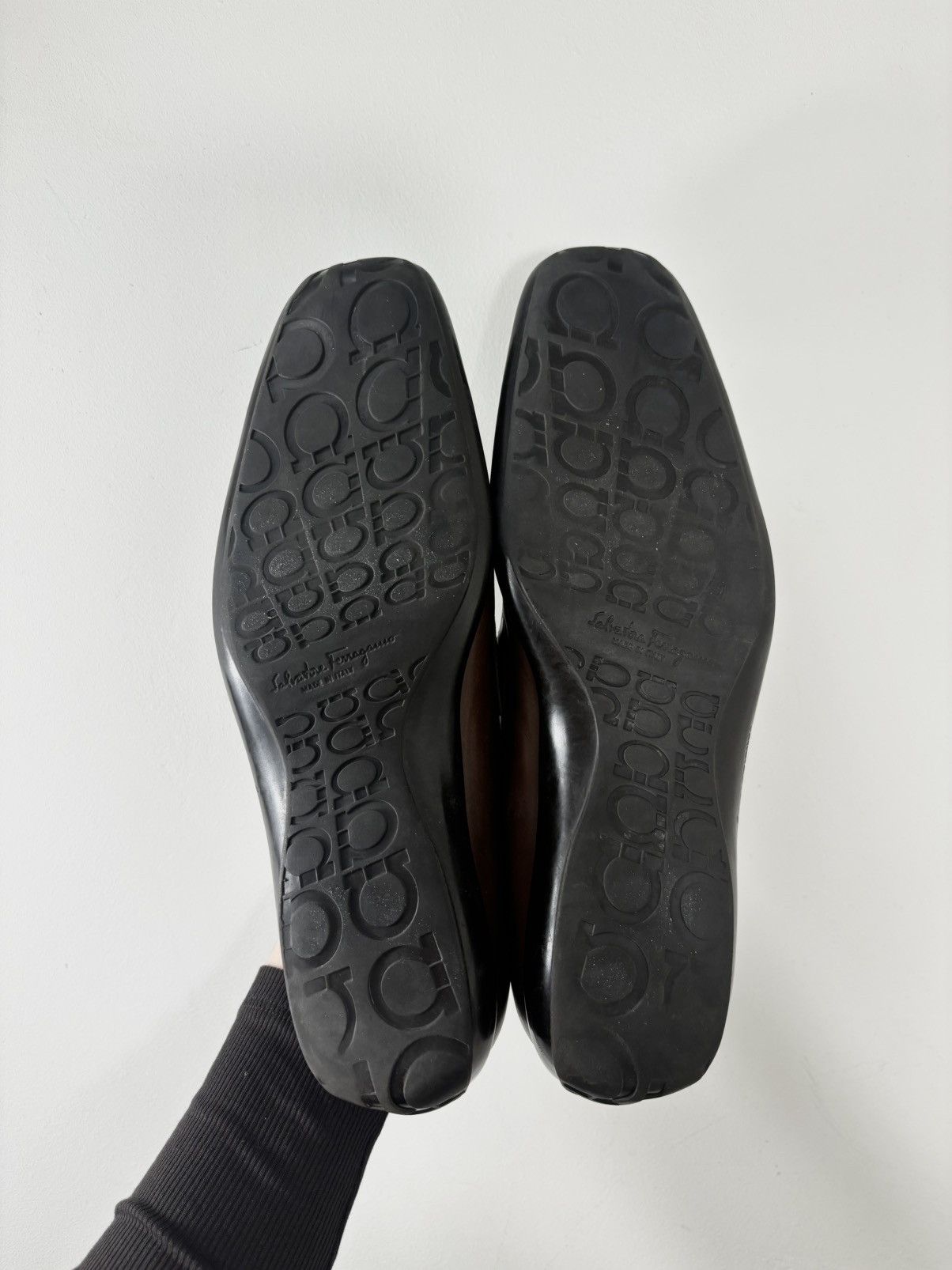 Salvatore Ferragamo Salvatore Ferragamo Men’s Dinamo Gancini Bit Leather Loafers Size US 8.5 / EU 41-42 - 21 Thumbnail