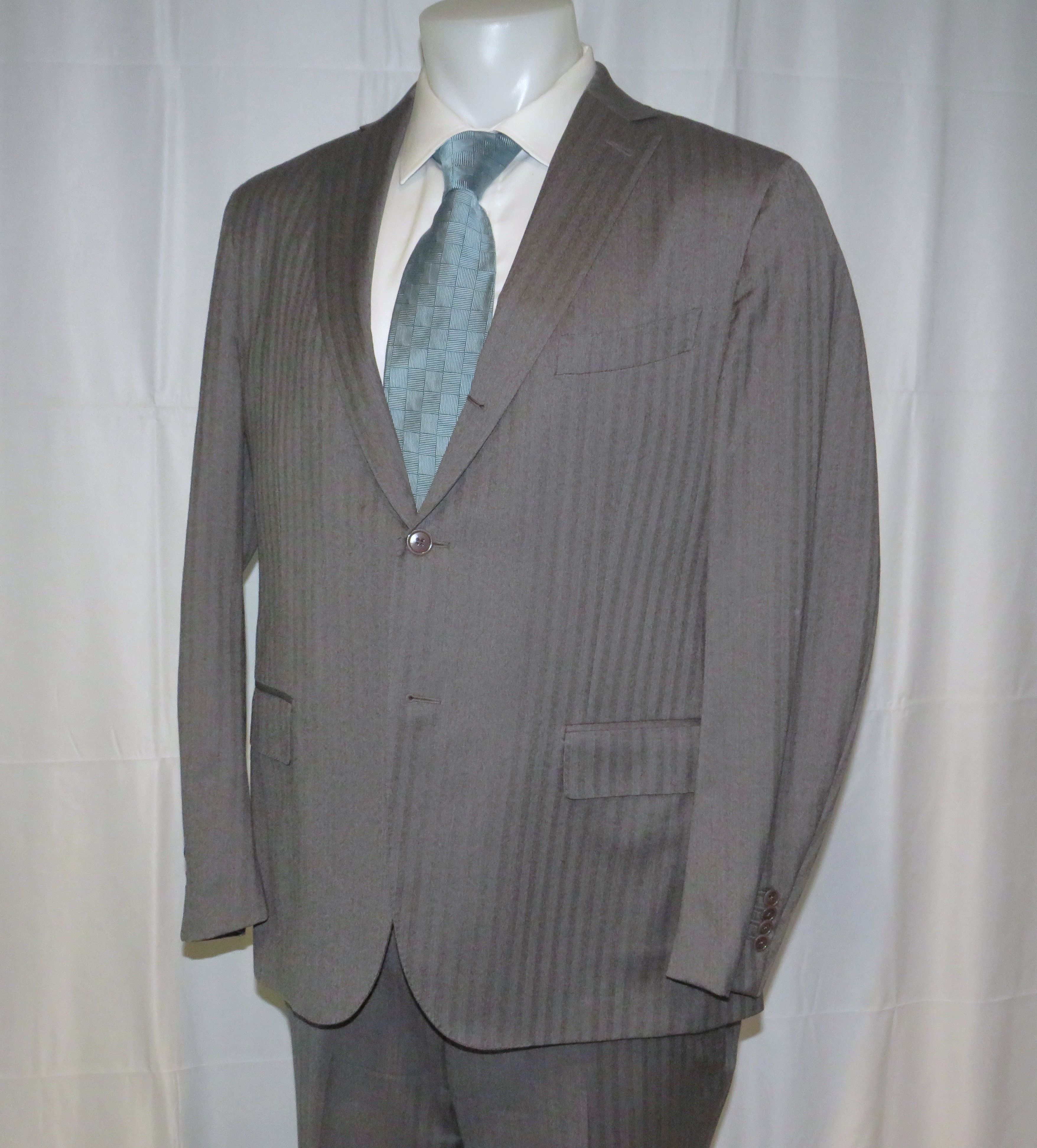 Ermenegildo Zegna Firen Very Recent Gray Herringbone Three Roll Two Suit 44R Size 44R - 8 Thumbnail