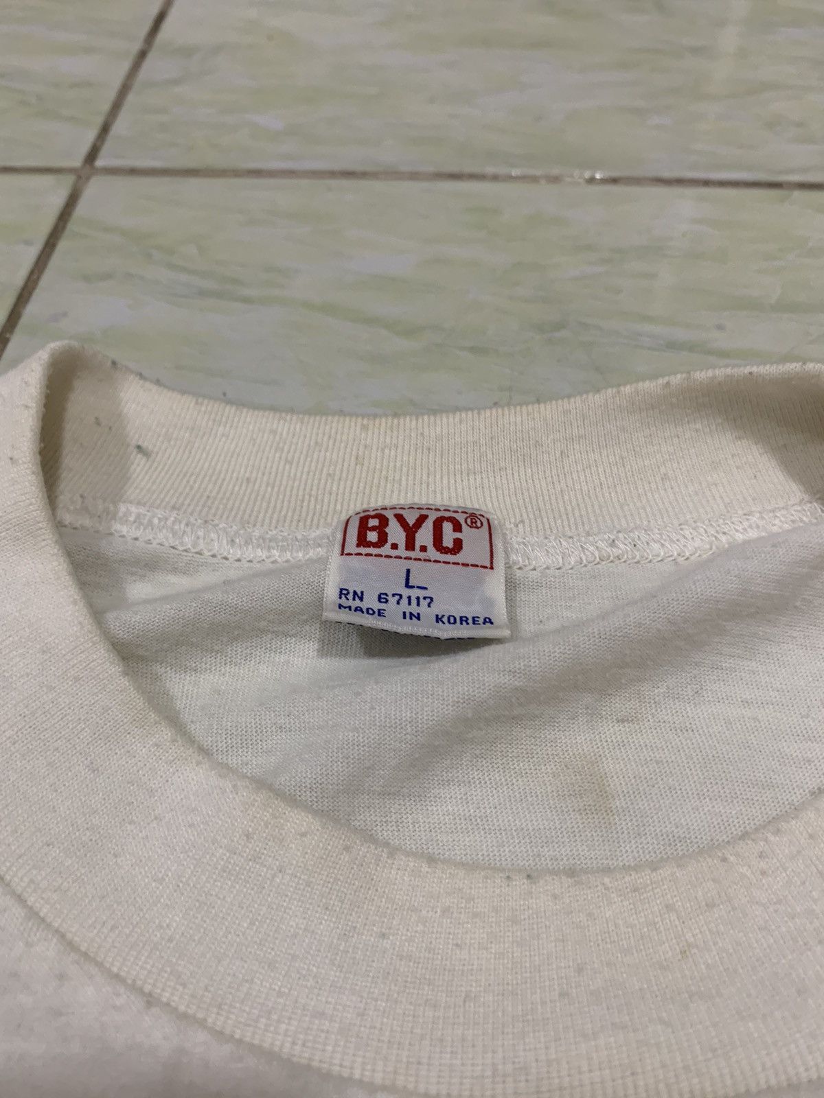 Vintage Vintage Humor Tee Made In Korea Size US L / EU 52-54 / 3 - 8 Thumbnail
