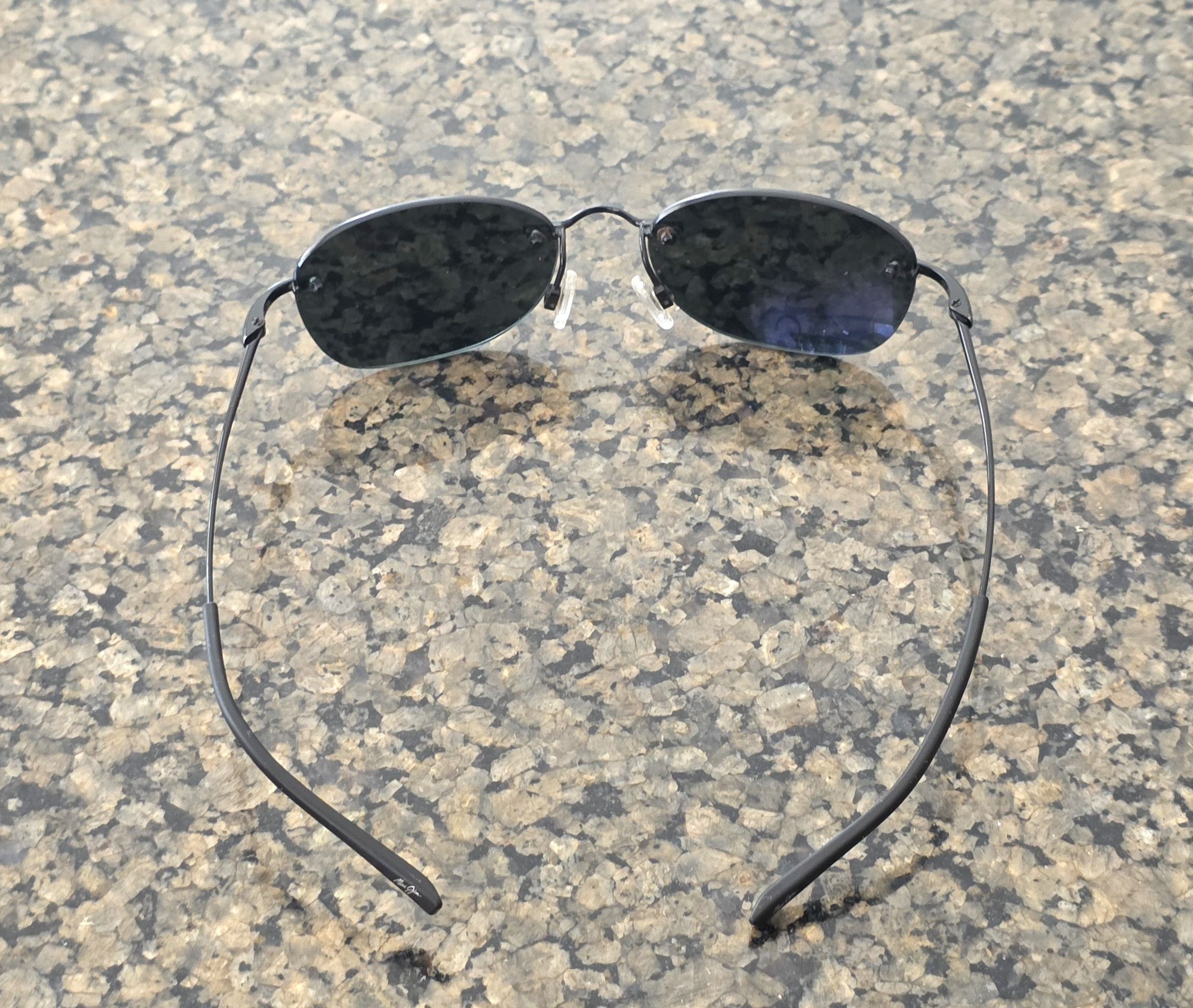 Maui Jim Maui Jim AKI AKI sunglasses Glossy Black Frame with POLARIZE Size ONE SIZE - 4 Thumbnail