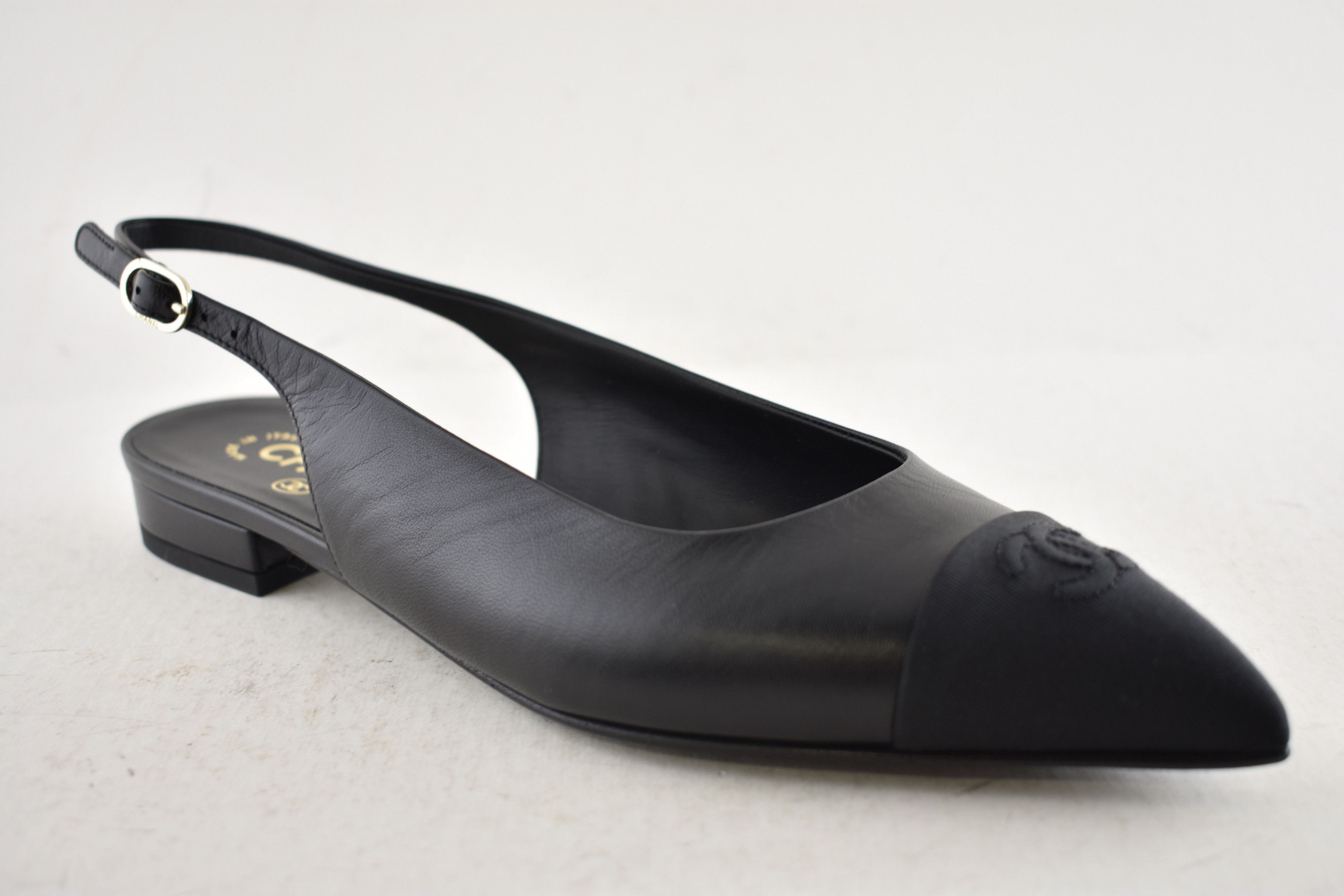 Chanel Chanel 24A CC Logo Coco Slingback Pointed Ballet Flat 38.5 Size US 8.5 / IT 38.5 - 6 Thumbnail