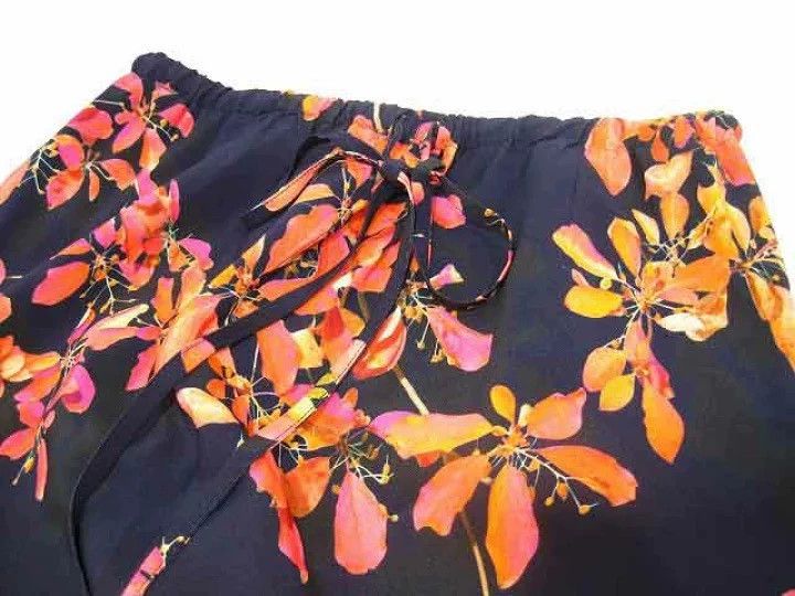 Dries Van Noten DRIES VAN NOTEN Garden series skirt Size 25" / US 0 / IT 36 - 3 Thumbnail