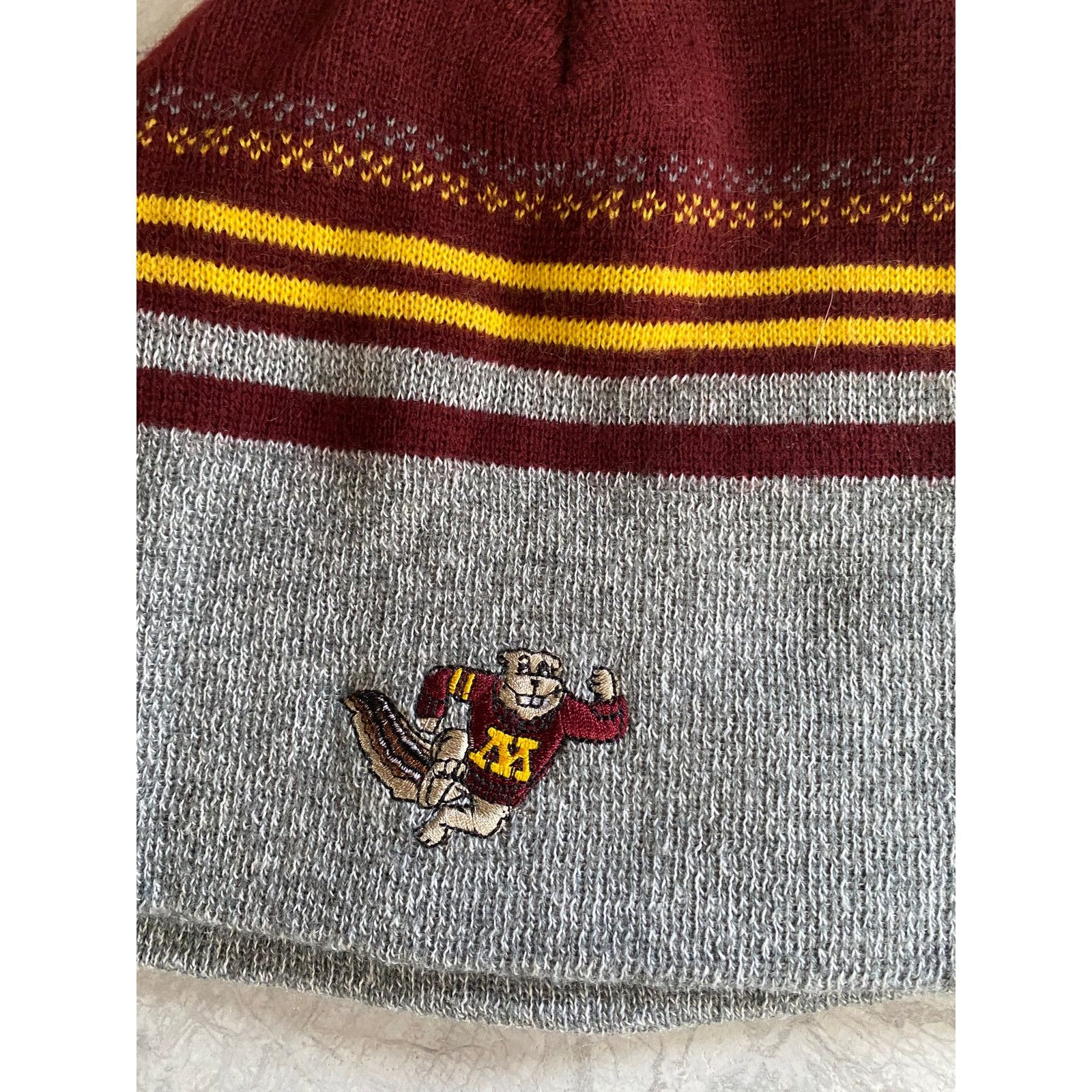 NCAA University of Minnesota Gophers Winter Hat/Skull Cap Size ONE SIZE - 4 Thumbnail