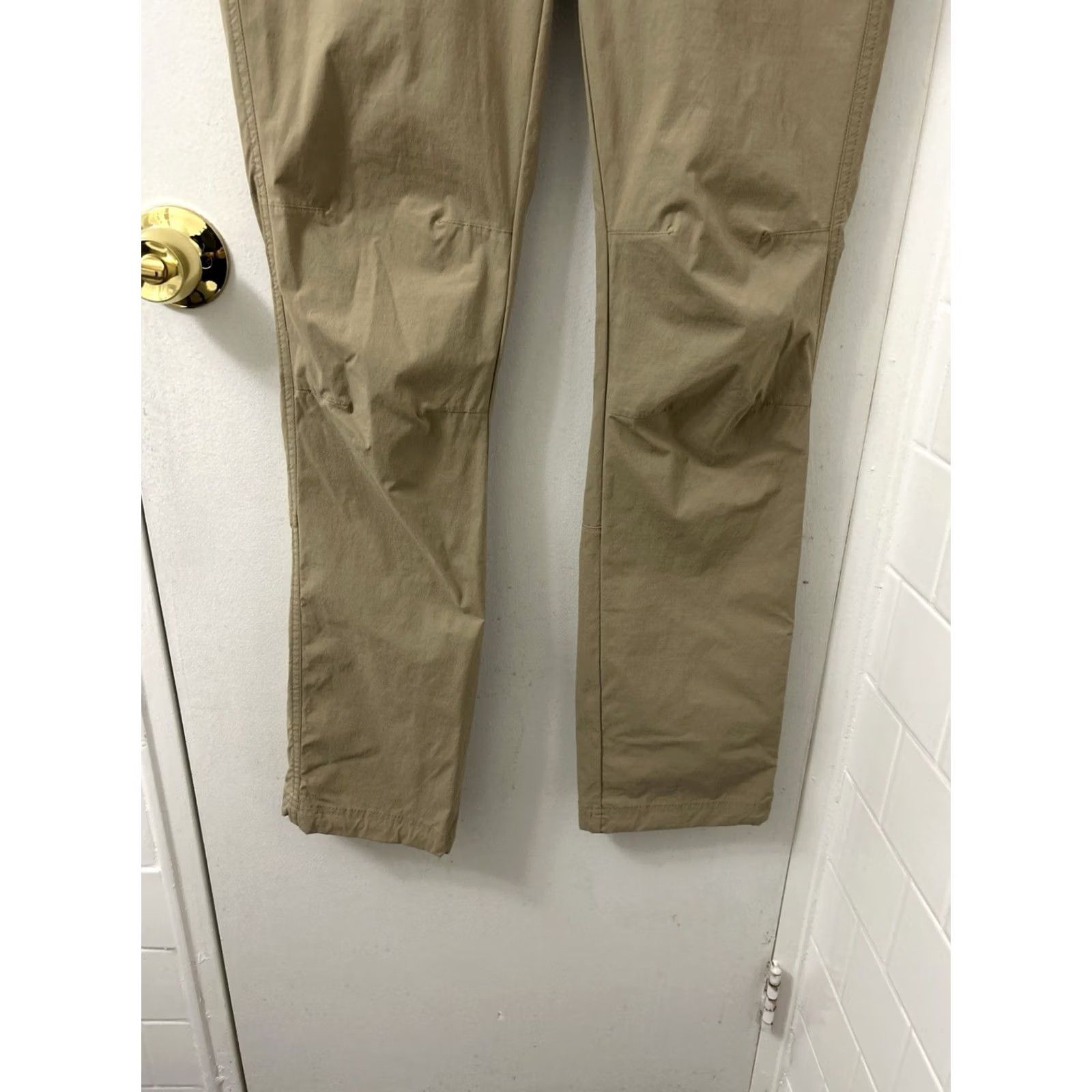 Orvis Orvis Pants Womens 4 30x31 Tan Insect Shield UPF 50 Hiking Khaki Nylon Spandex Pockets Straight Leg Size 27" / US 4 / IT 40 - 3 Thumbnail