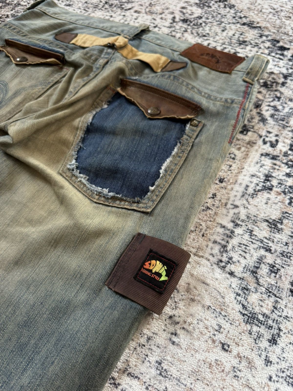 Le Grande Bleu (L.G.B.) Edwin Tokyo Mud Wash Distressed Flared Jeans Size US 36 / EU 52 - 21 Thumbnail