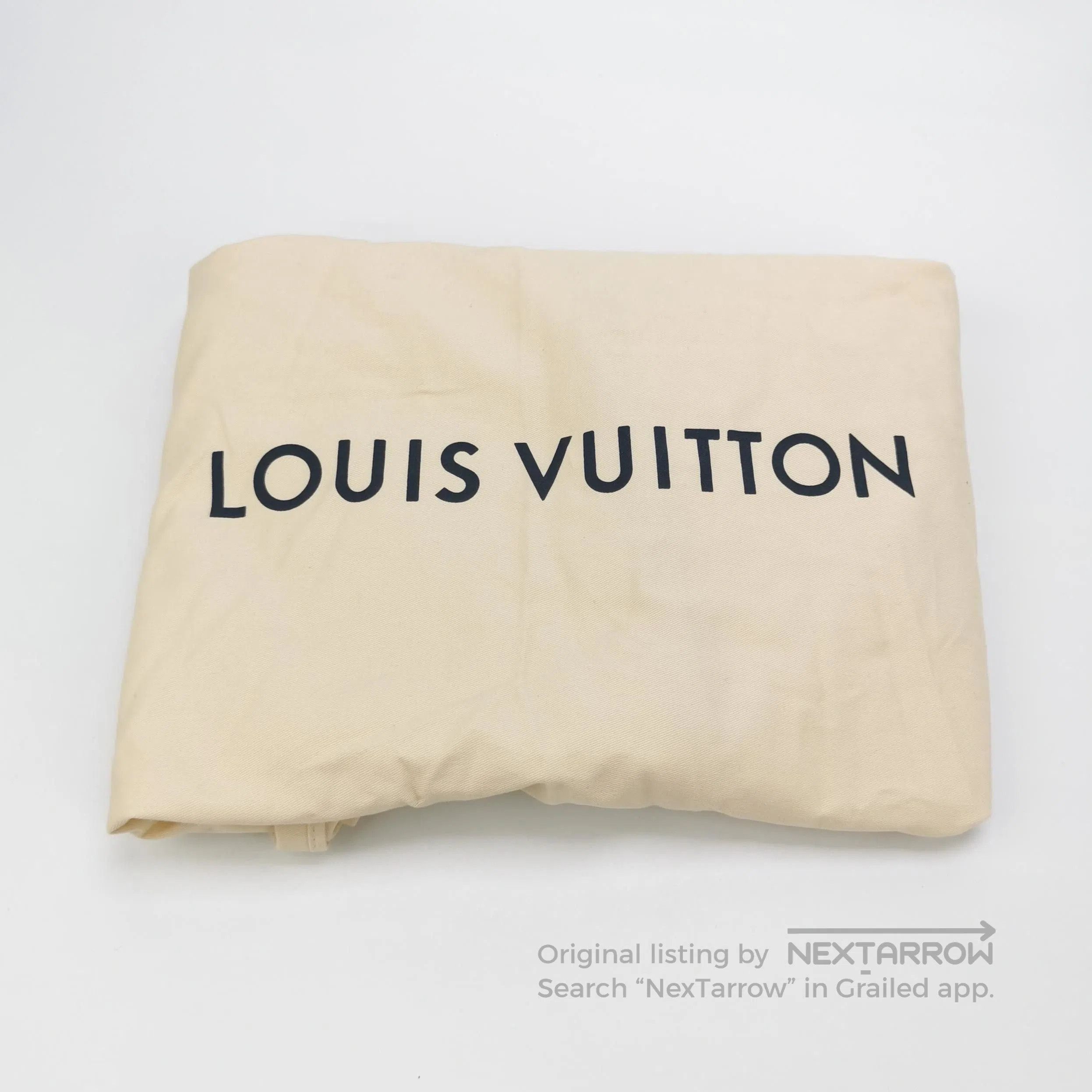 Louis Vuitton Louis Vuitton Collared Logo Long. Size US XXS / EU 40 - 1 Thumbnail