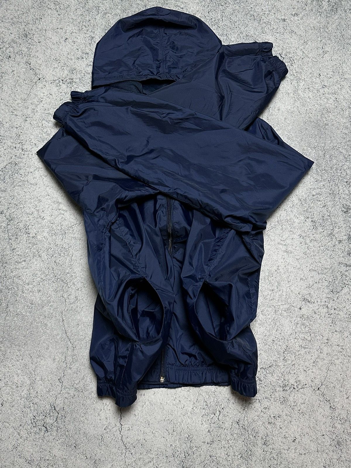 Nike Vintage Nike Nylon Zip Hooded Windbreaker Jacket Size US M / EU 48-50 / 2 - 5 Thumbnail