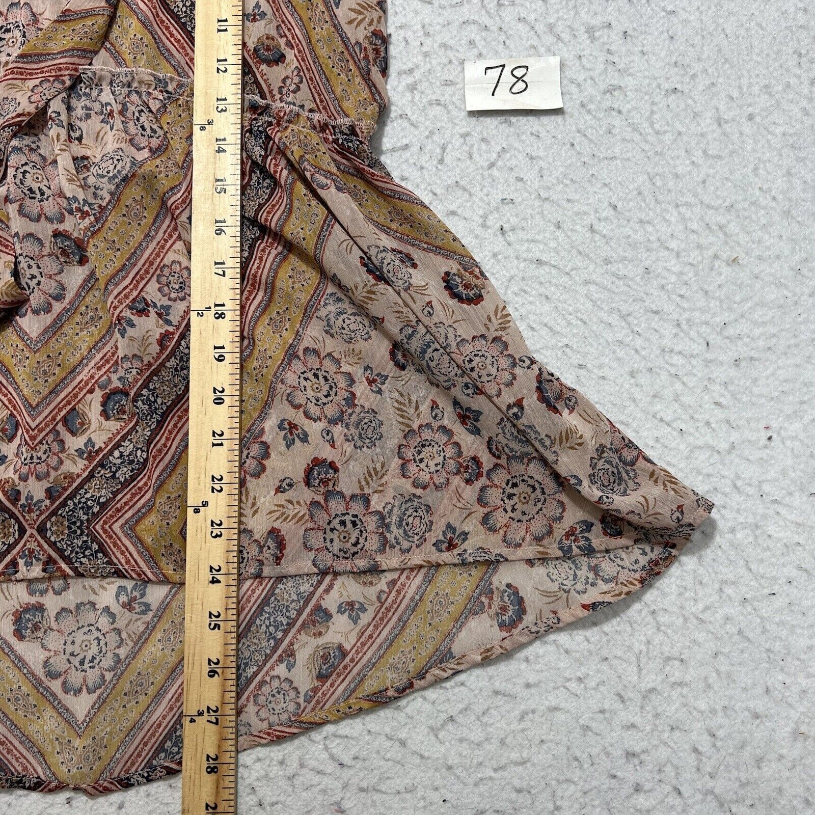 Target Basics Knox Rose 3/4 Sleeve Aztec Floral Pink V-Neck Blouse Top Size XS / US 0-2 / IT 36-38 - 8 Thumbnail